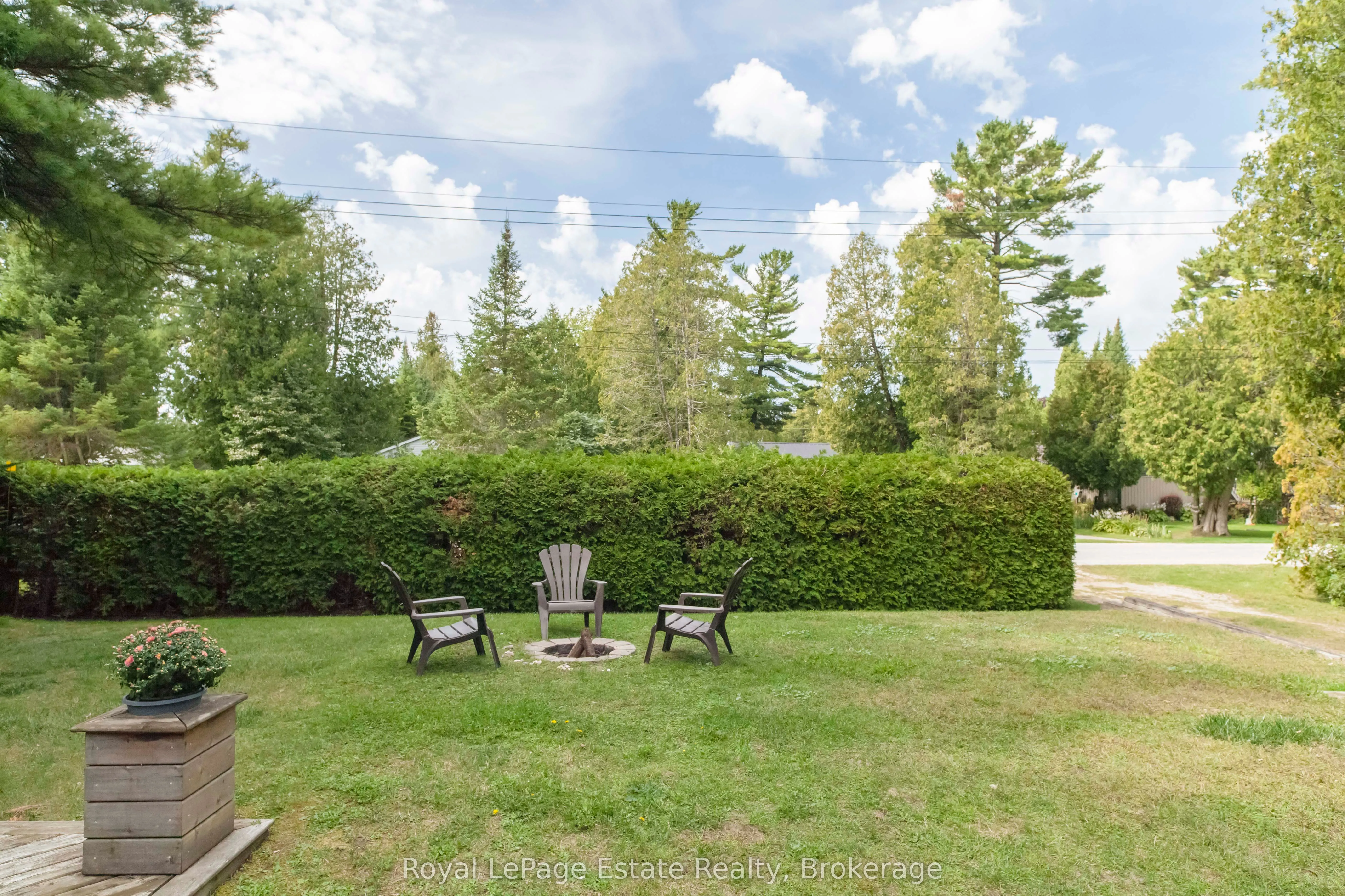 407 Huron Avenue
