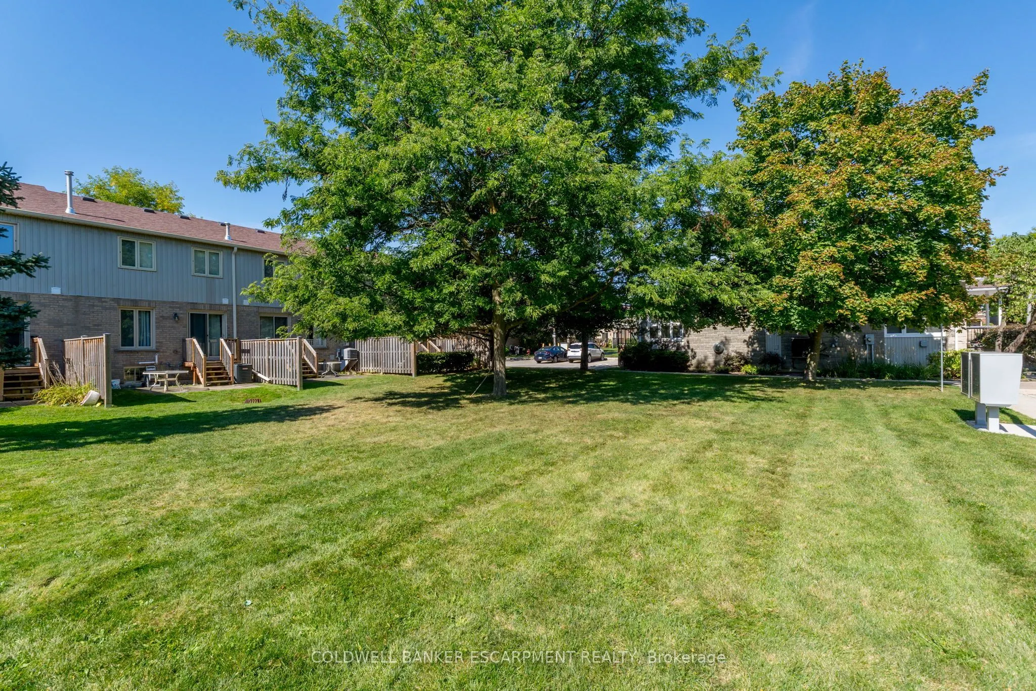 302 College Avenue W, #181