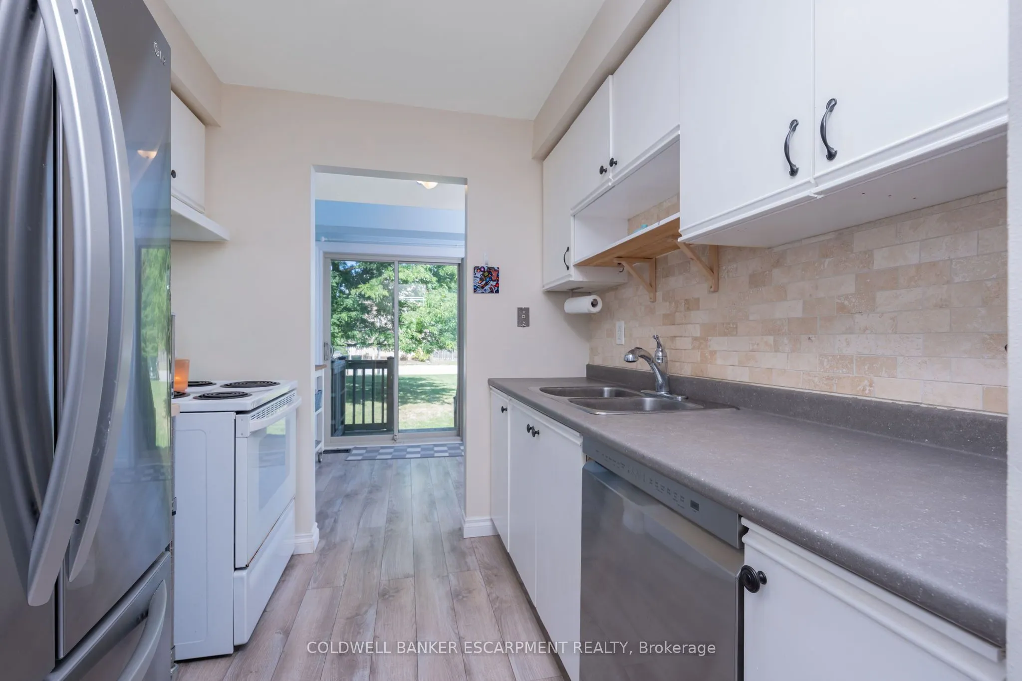 302 College Avenue W, #181
