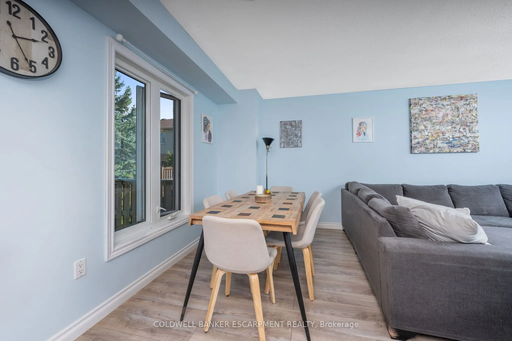 302 College Avenue W, #181
