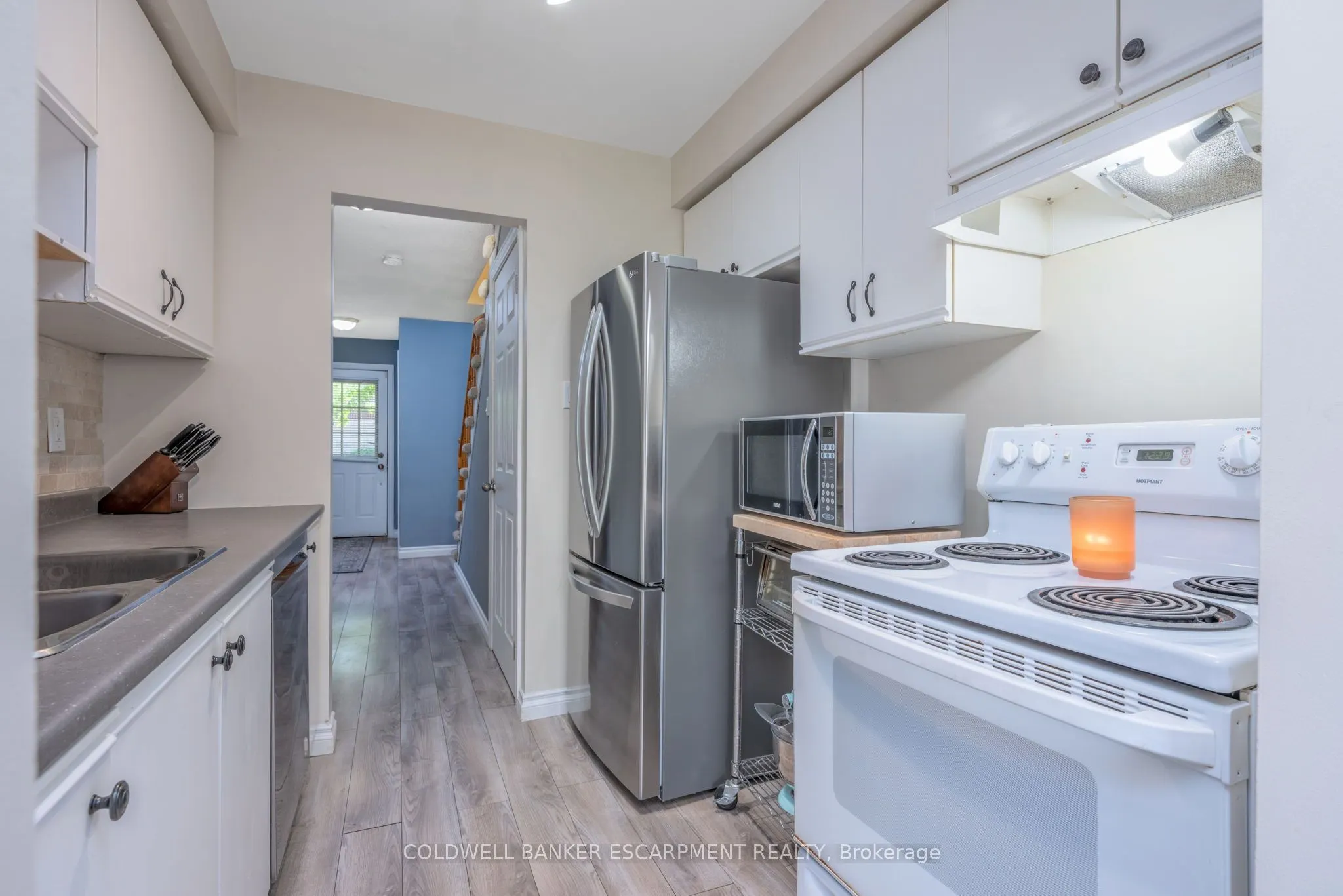 302 College Avenue W, #181