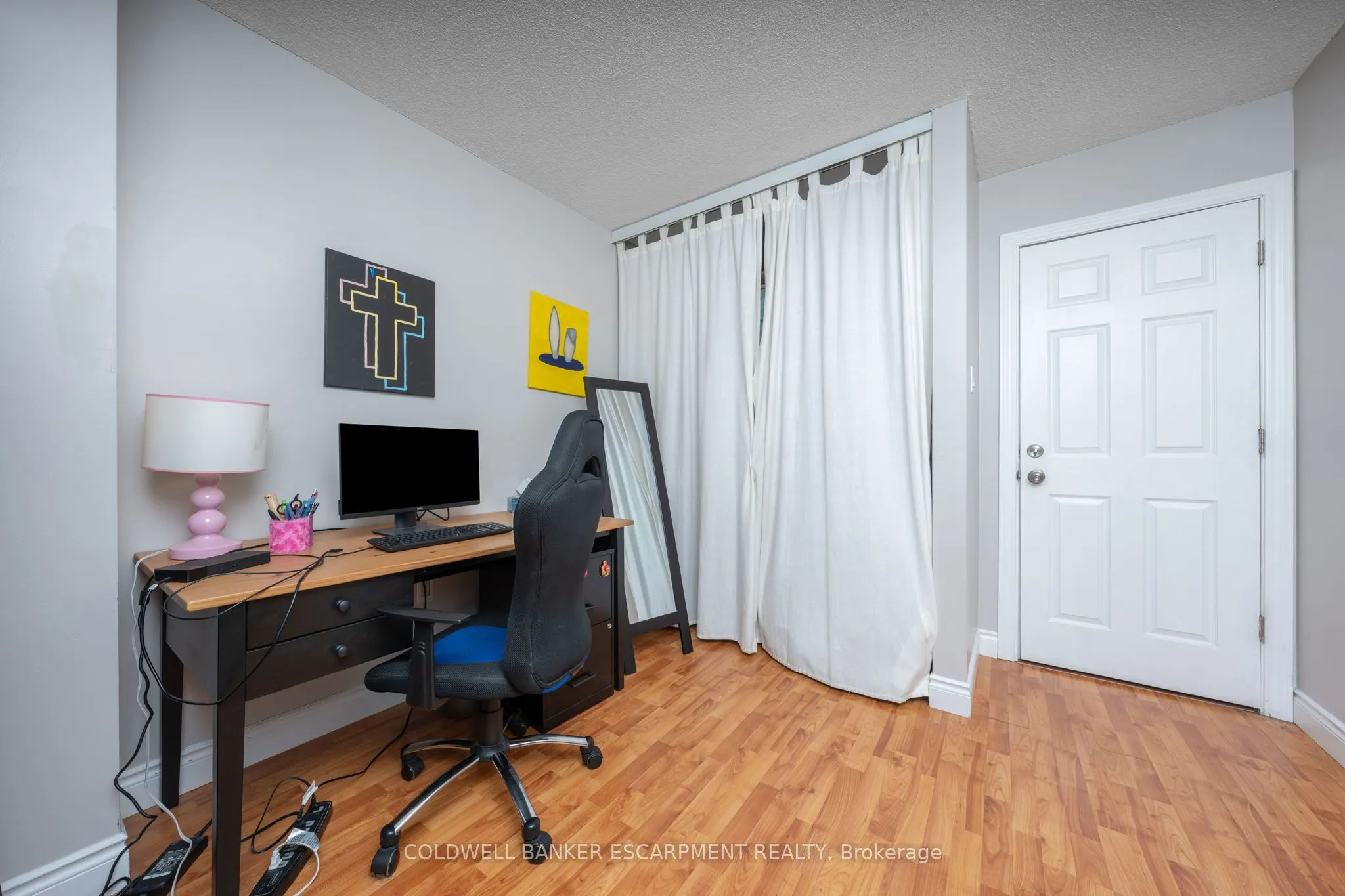 302 College Avenue W, #181