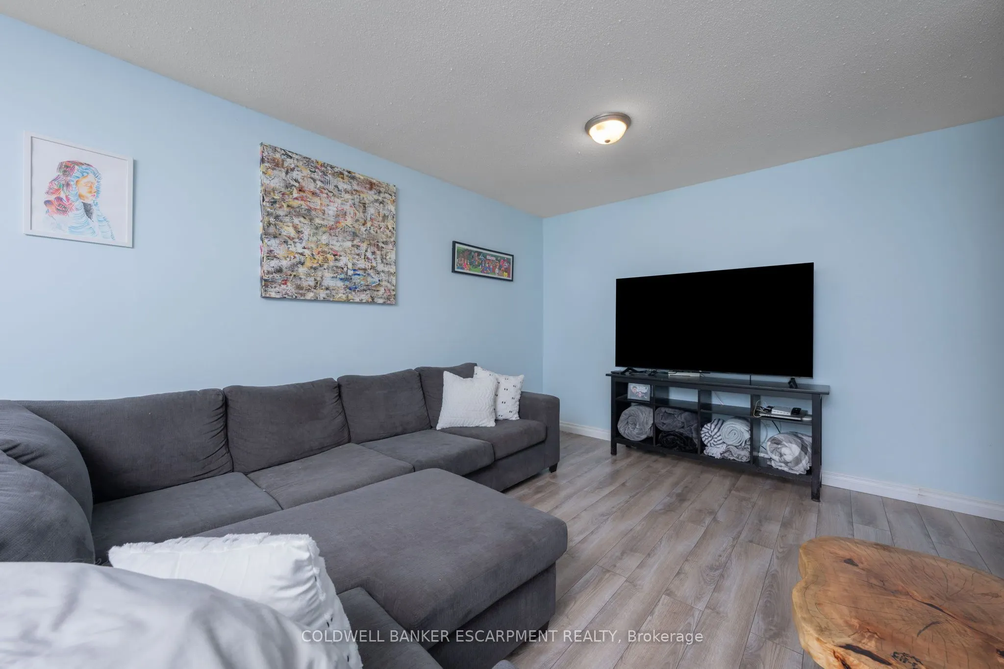 302 College Avenue W, #181