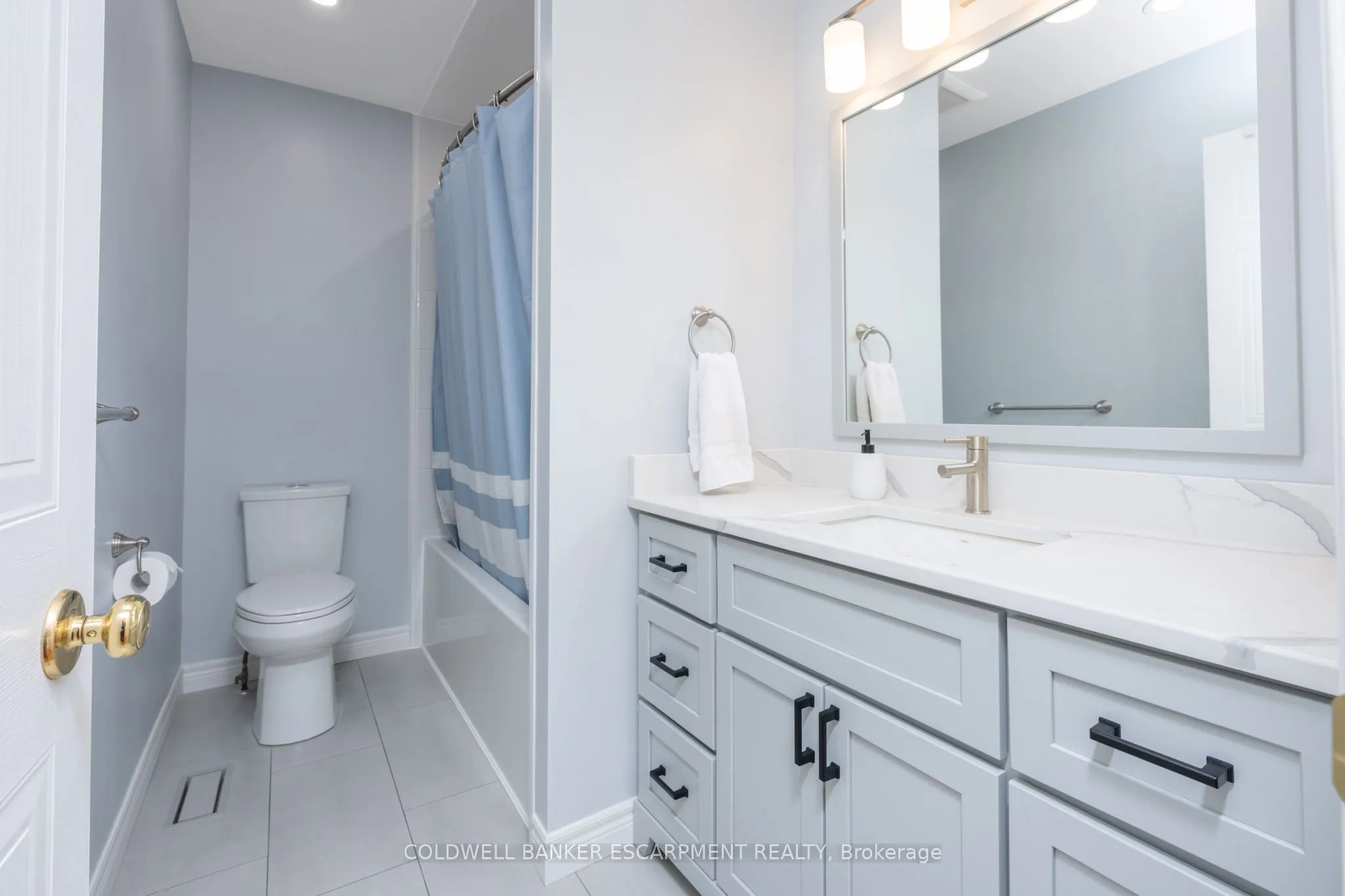 302 College Avenue W, #181