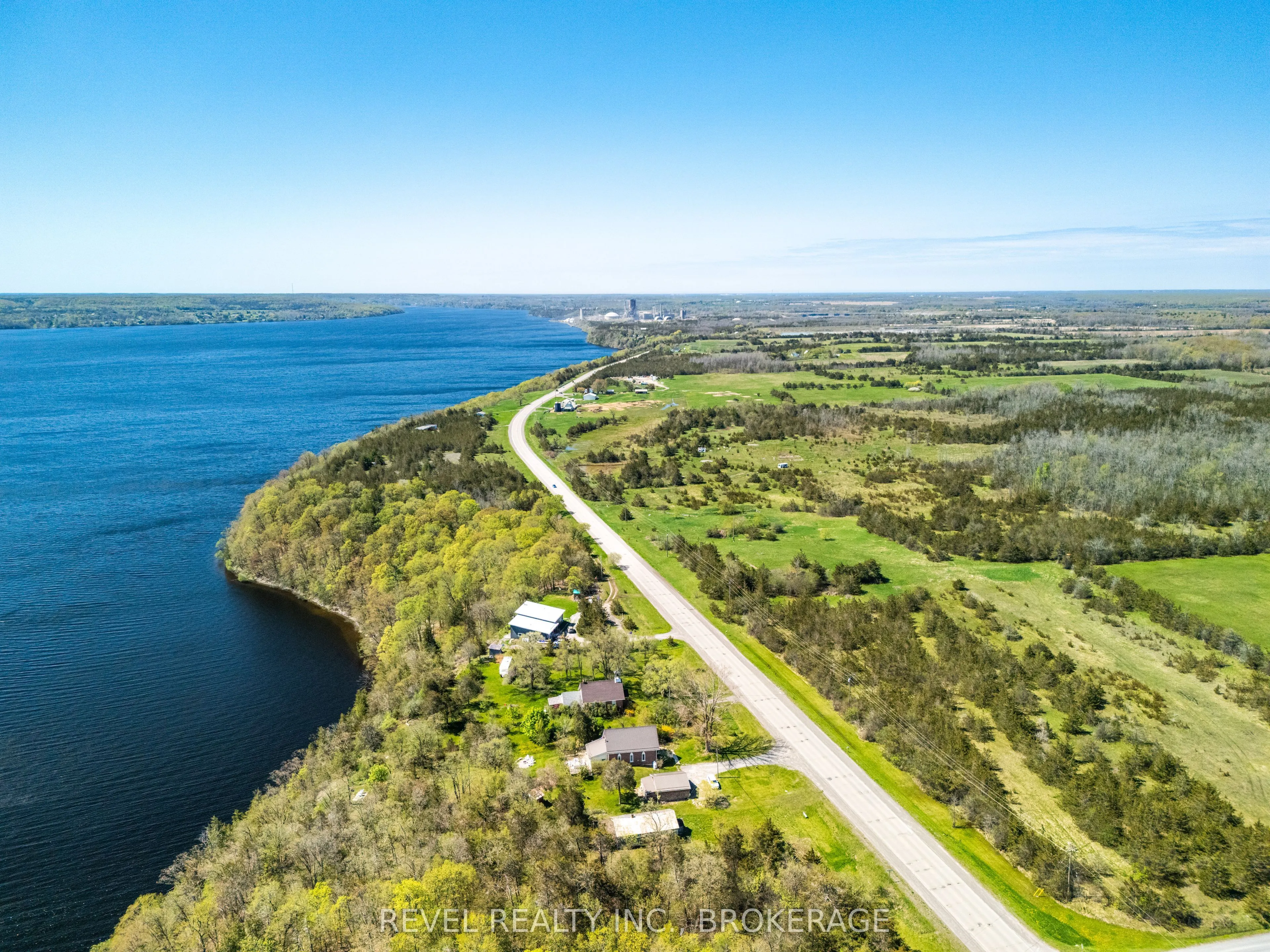 2186 Highway 49 Highway