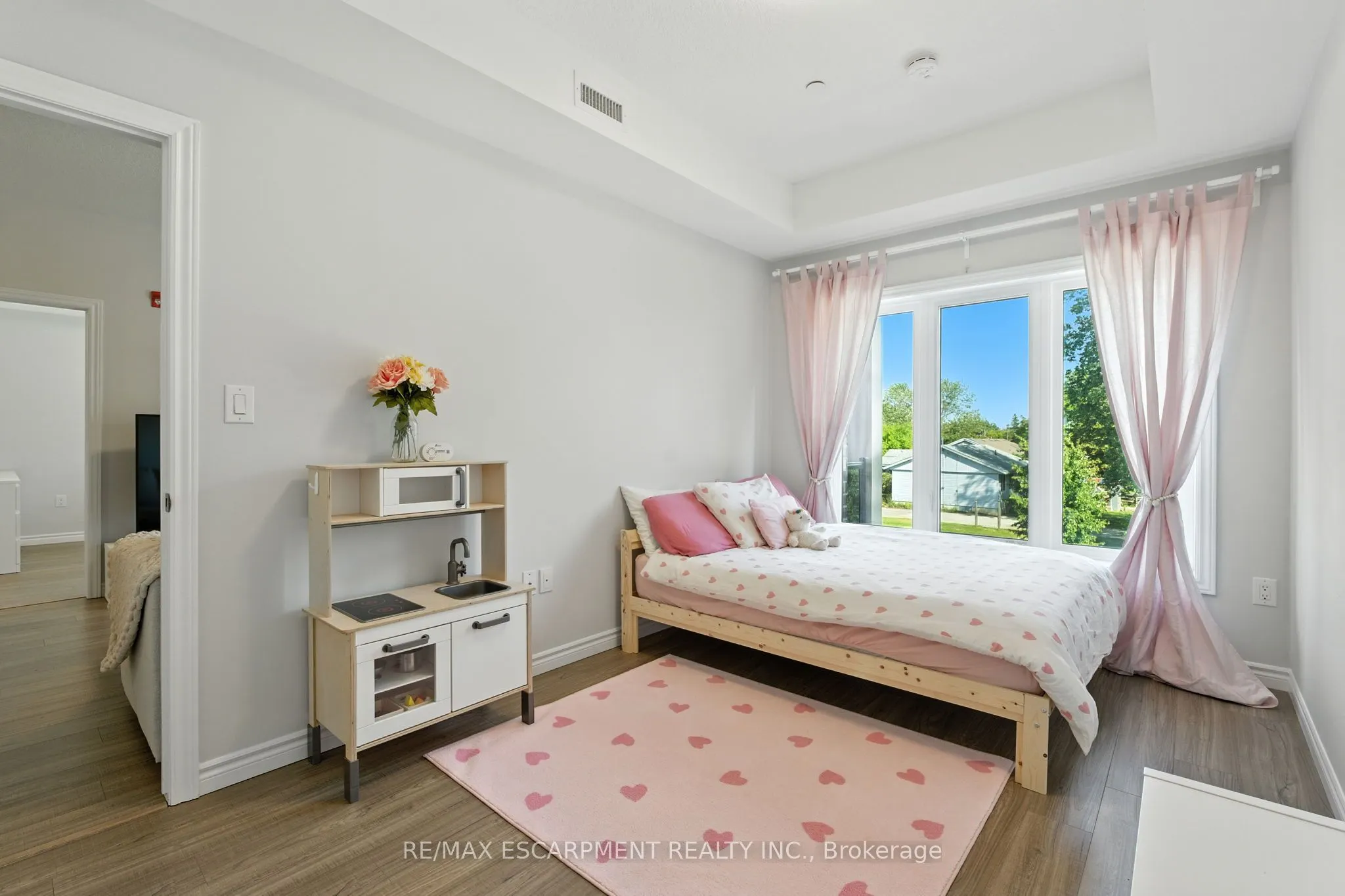 2605 BINBROOK Road, #211