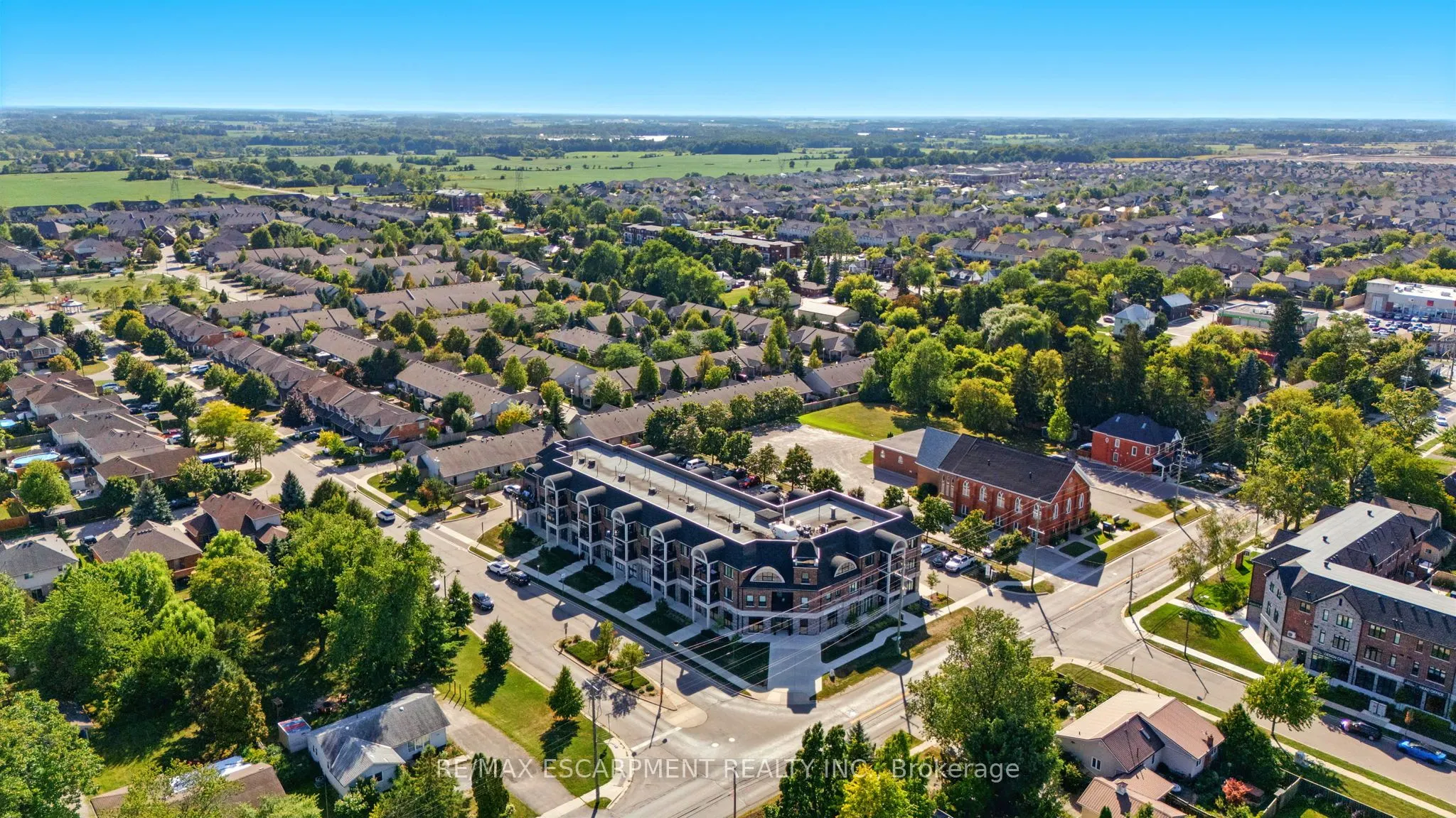 2605 BINBROOK Road, #211