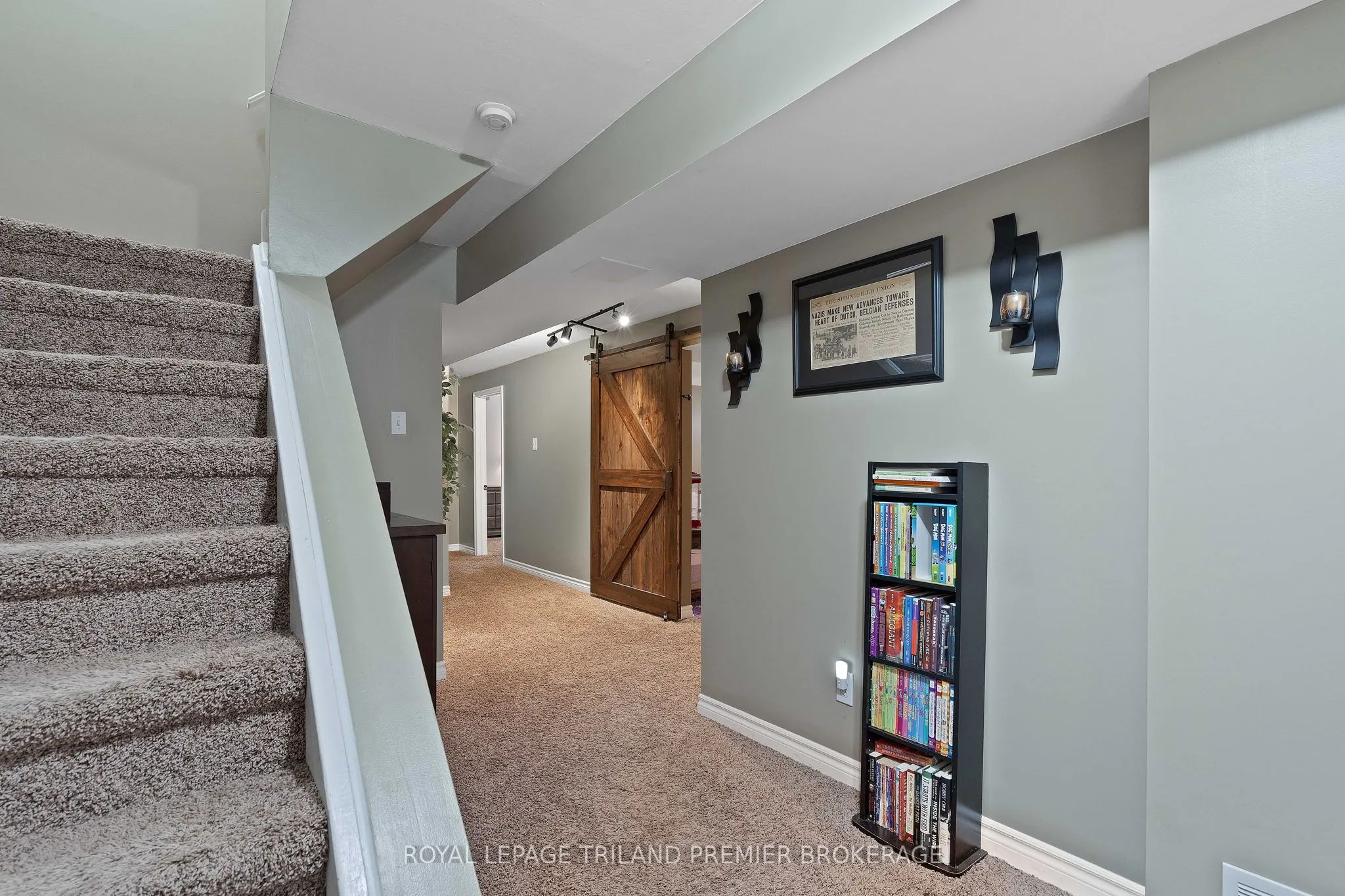 852 Crestview Crescent