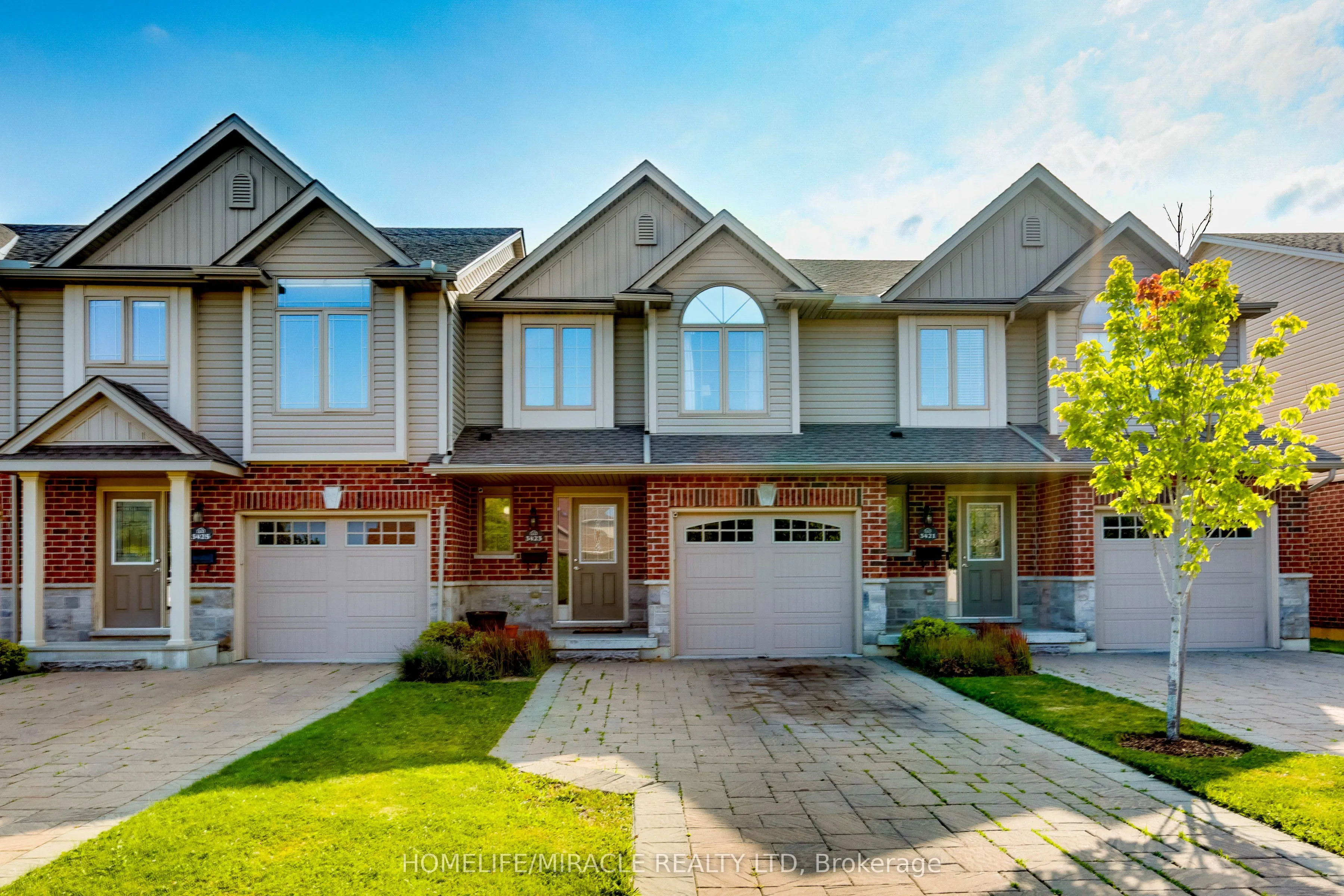 3423 Castle Rock Place, #10