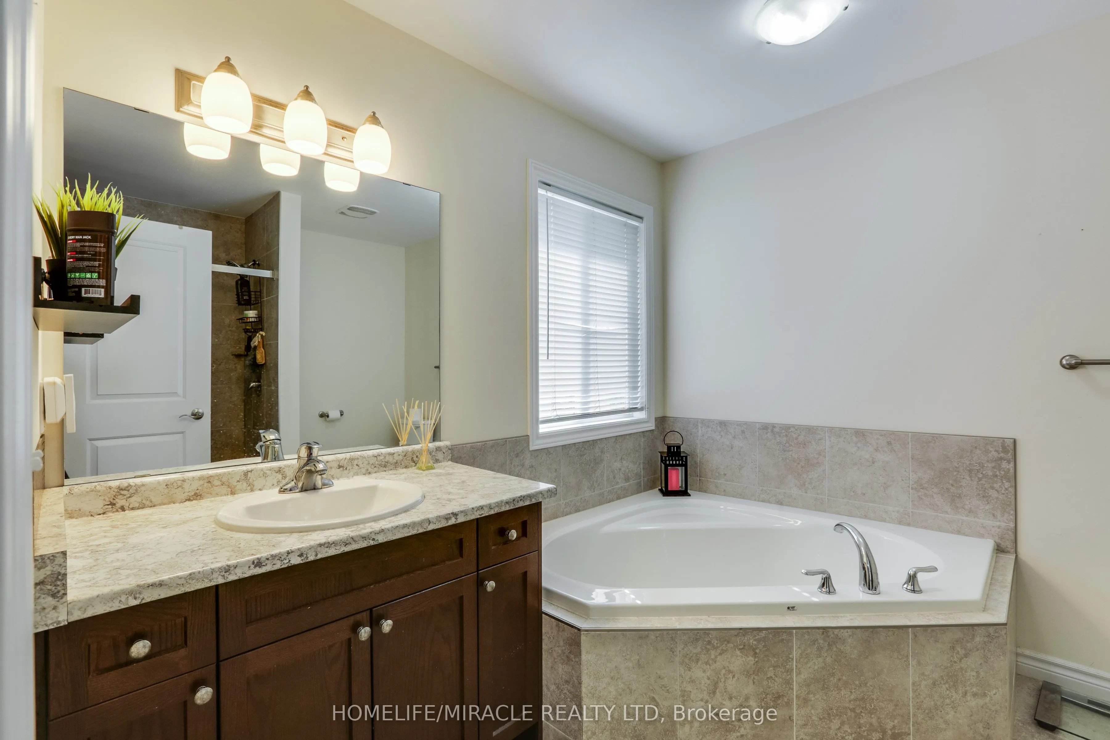 3423 Castle Rock Place, #10