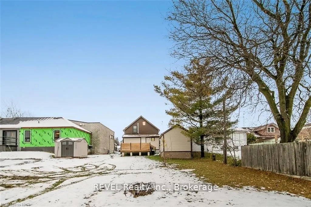 MAIN/ 4102 PORTAGE Road