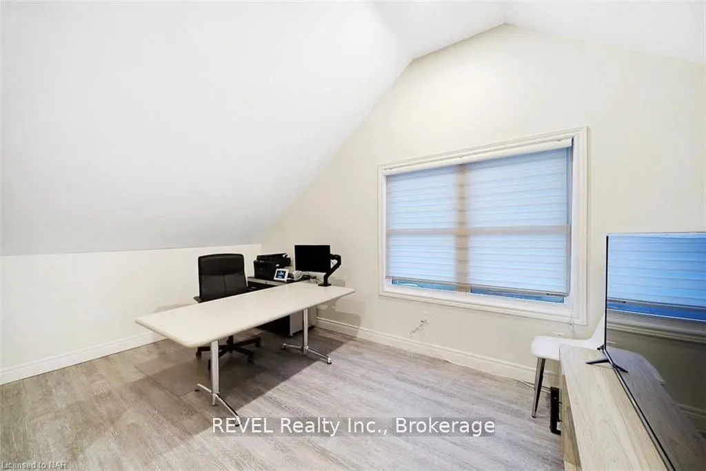 MAIN/ 4102 PORTAGE Road