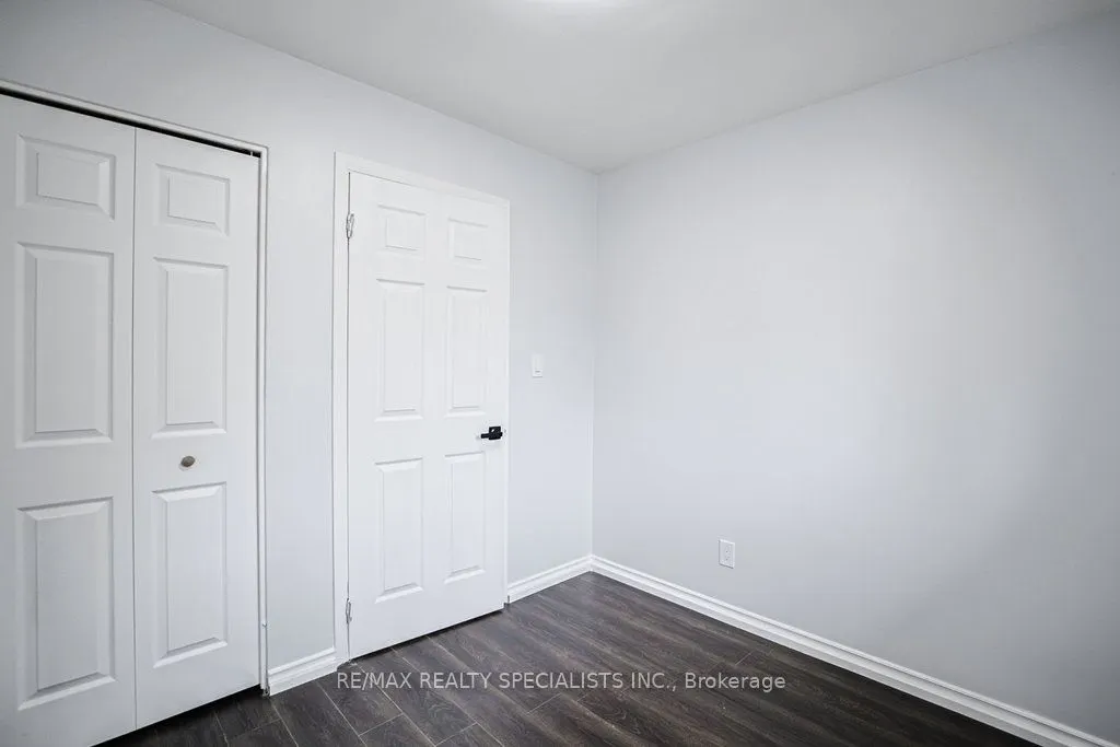 215A Paris Road