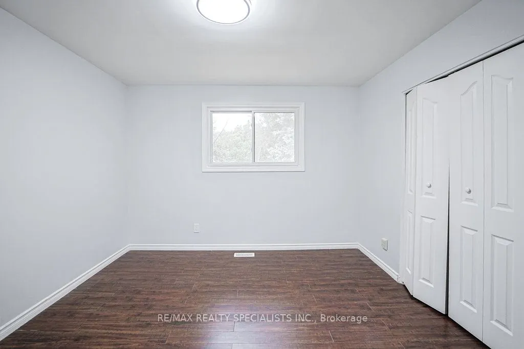 215A Paris Road
