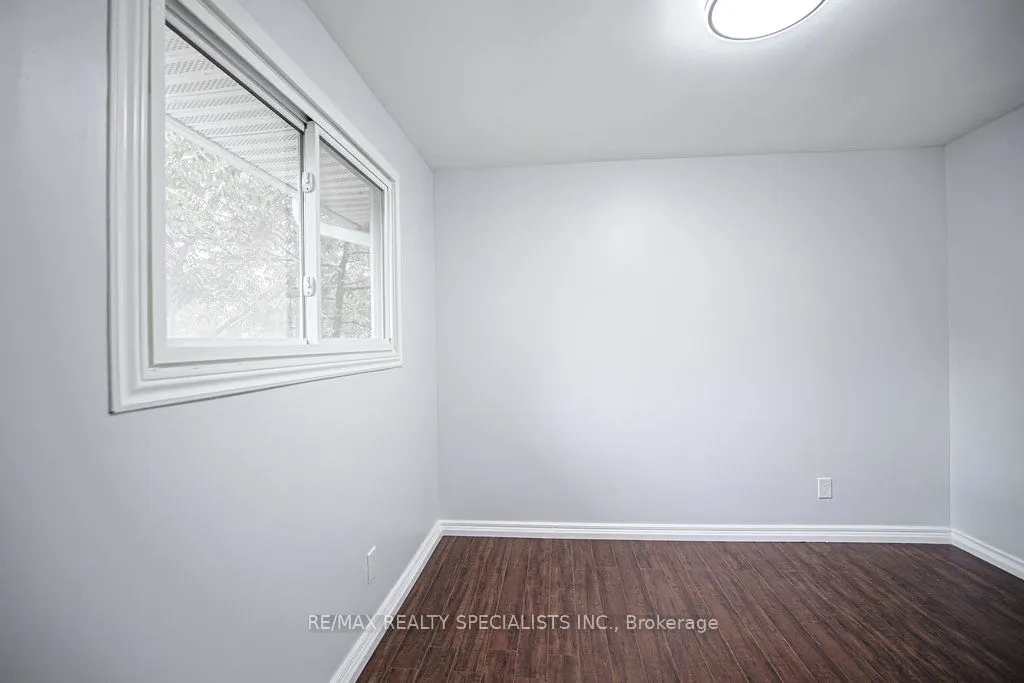 215A Paris Road