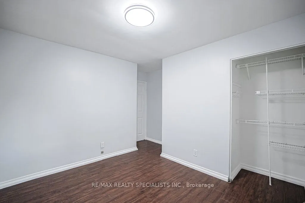 215A Paris Road