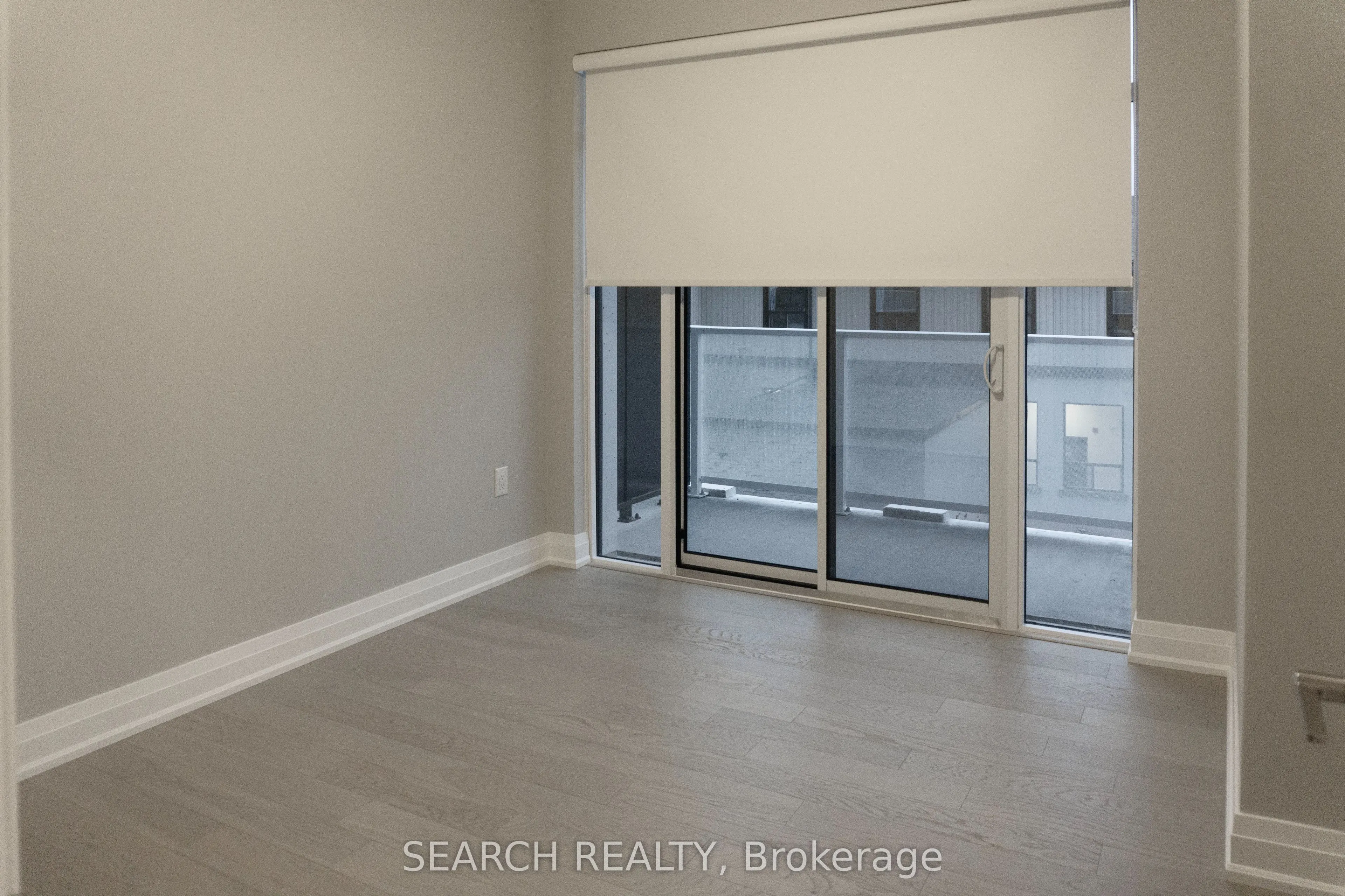 71 Wyndham Street S, #310