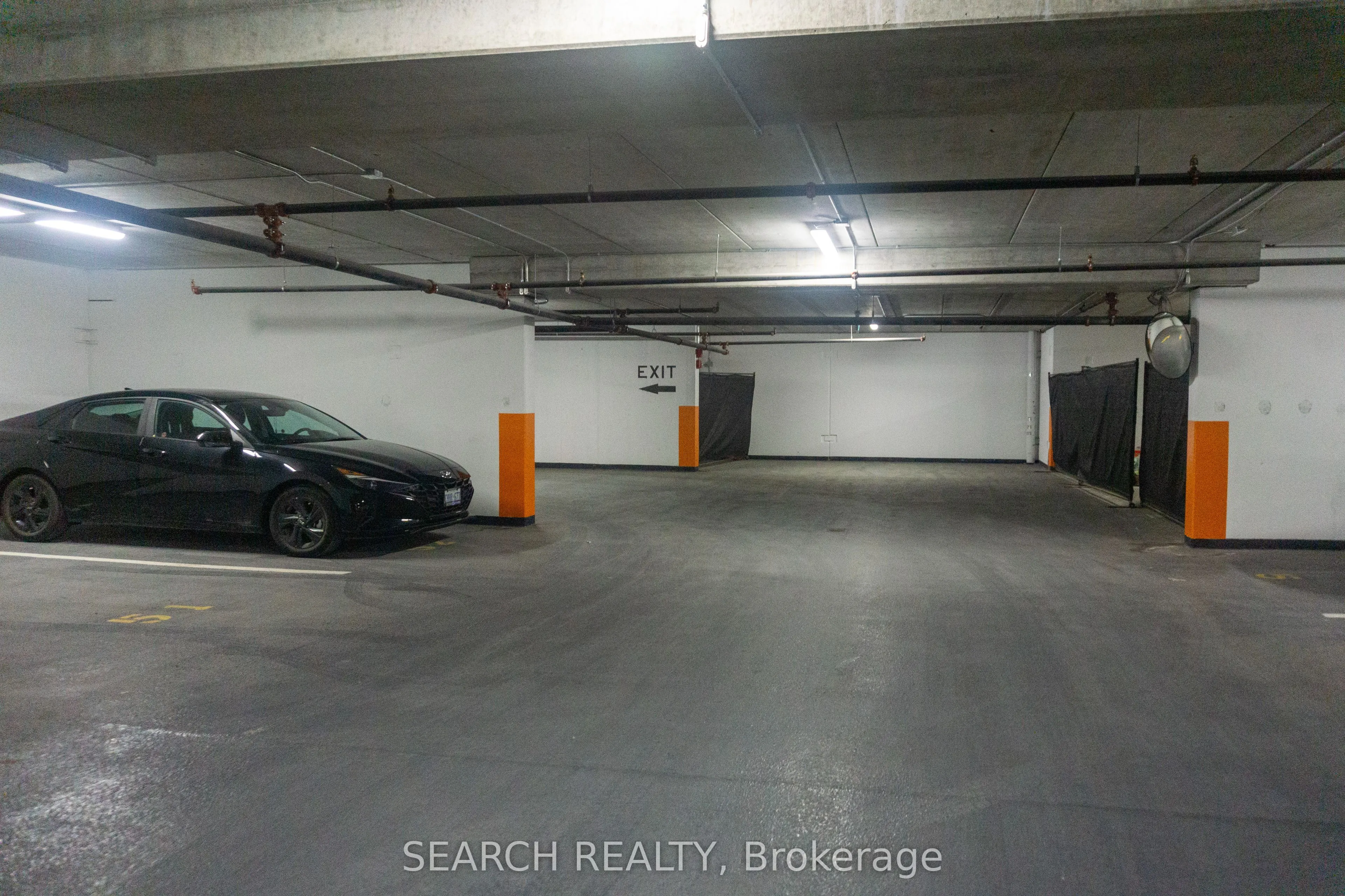 71 Wyndham Street S, #310