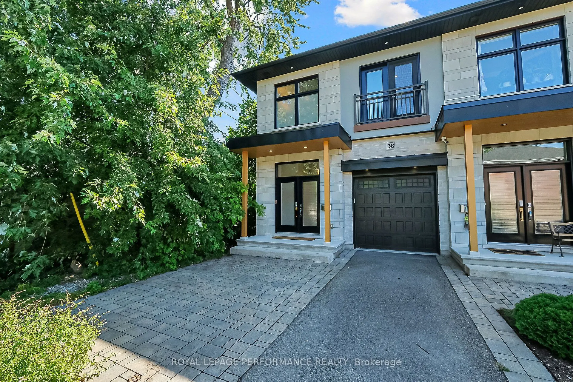 38 Sunnymede Avenue