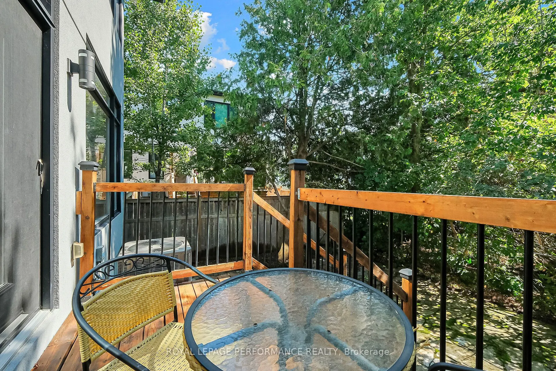 38 Sunnymede Avenue