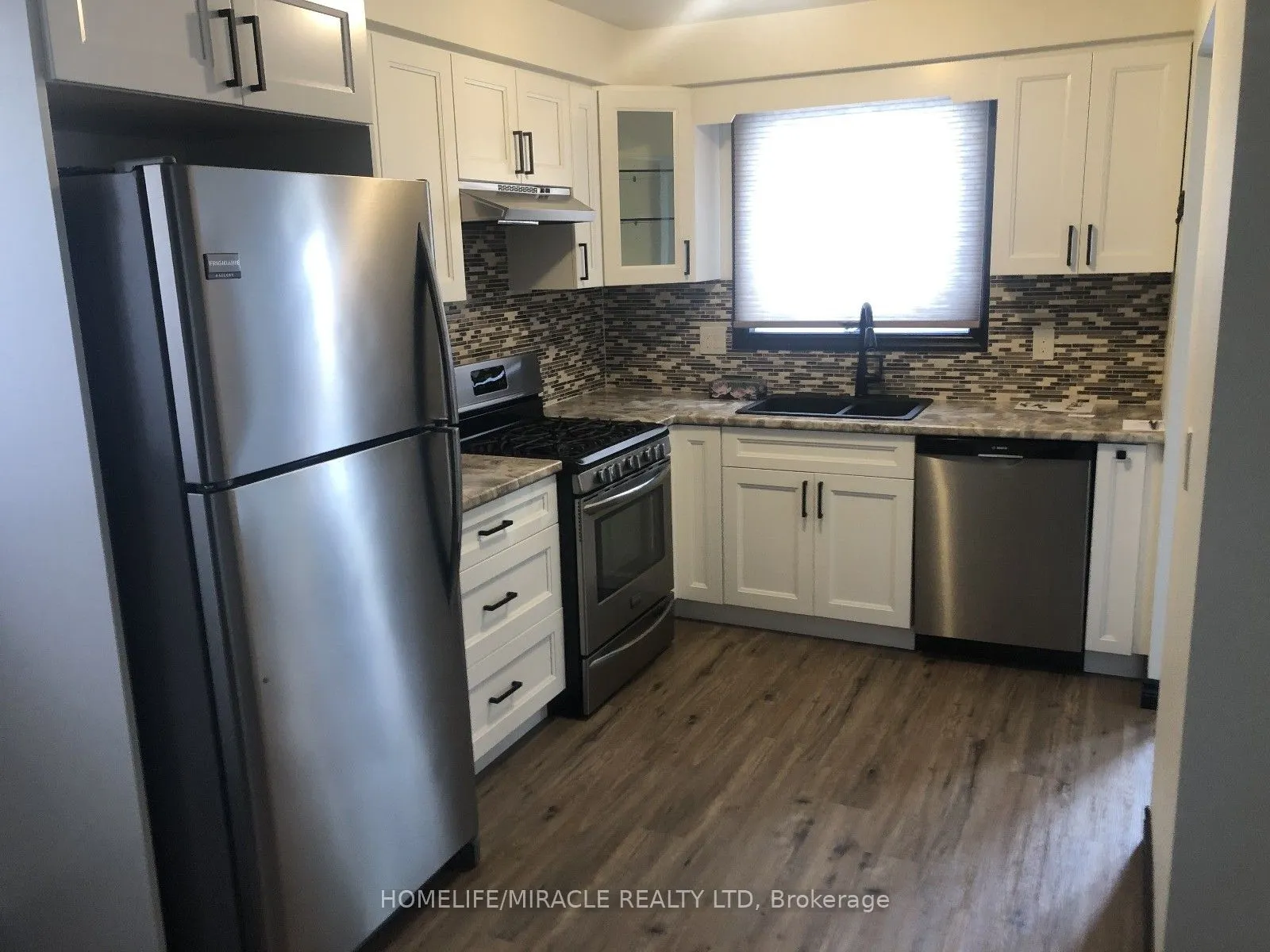 171 Larchwood Circle, #Upper