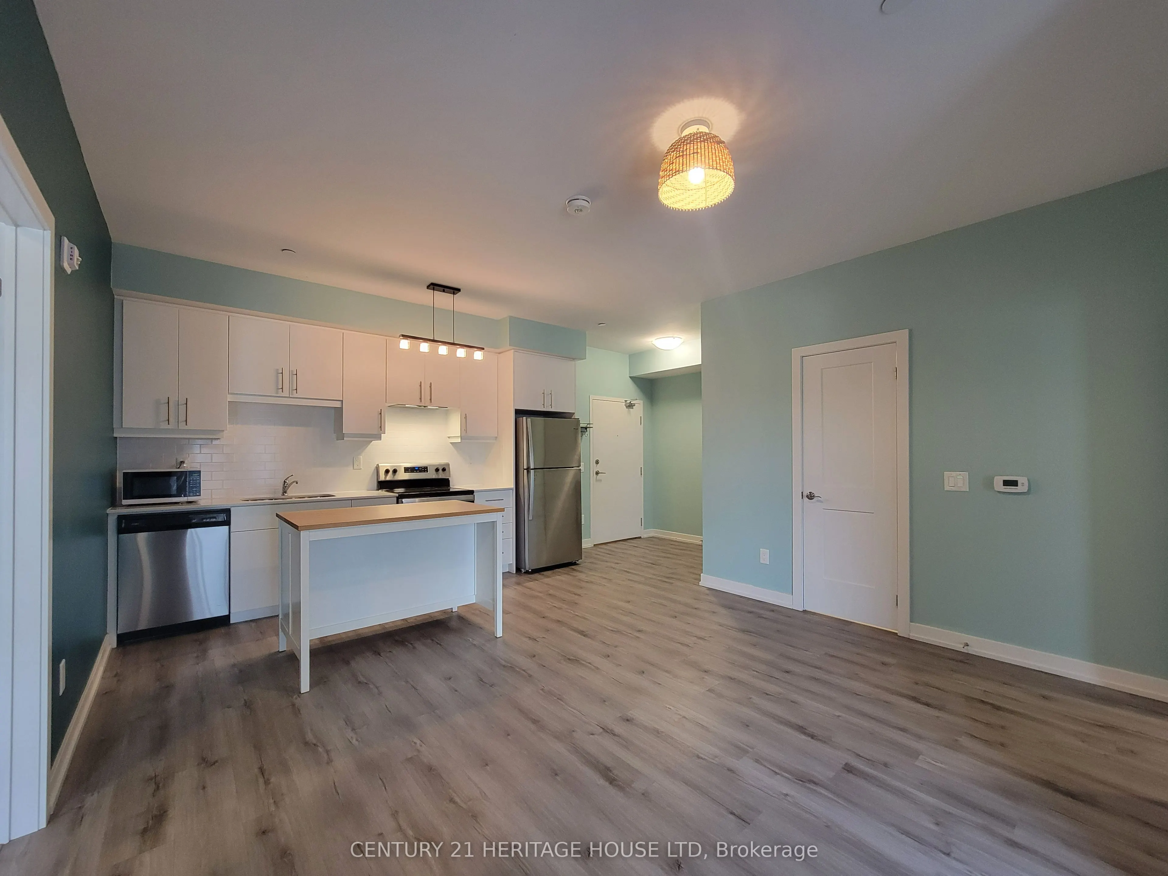 251 Northfield Drive E, #209
