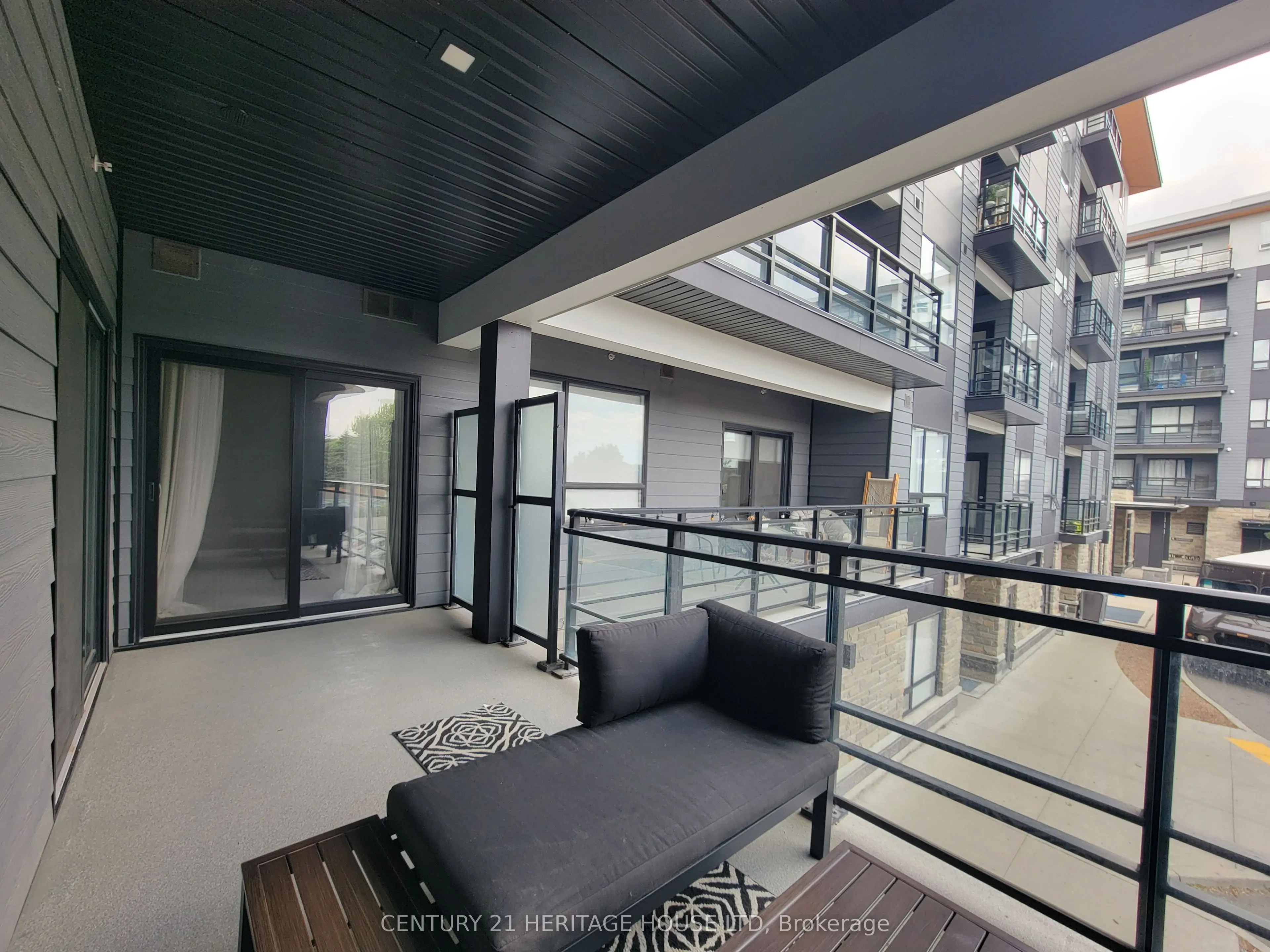 251 Northfield Drive E, #209