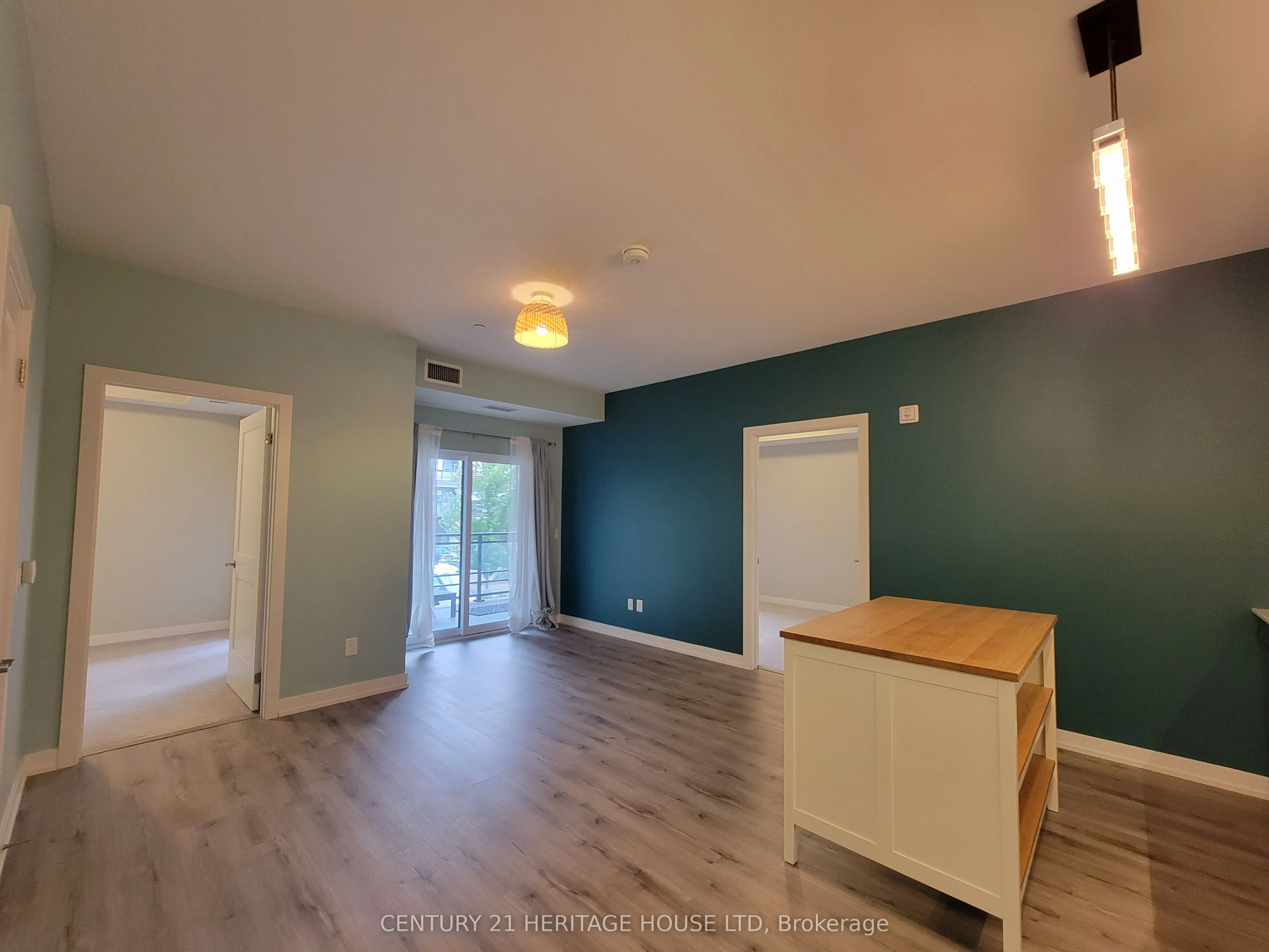 251 Northfield Drive E, #209