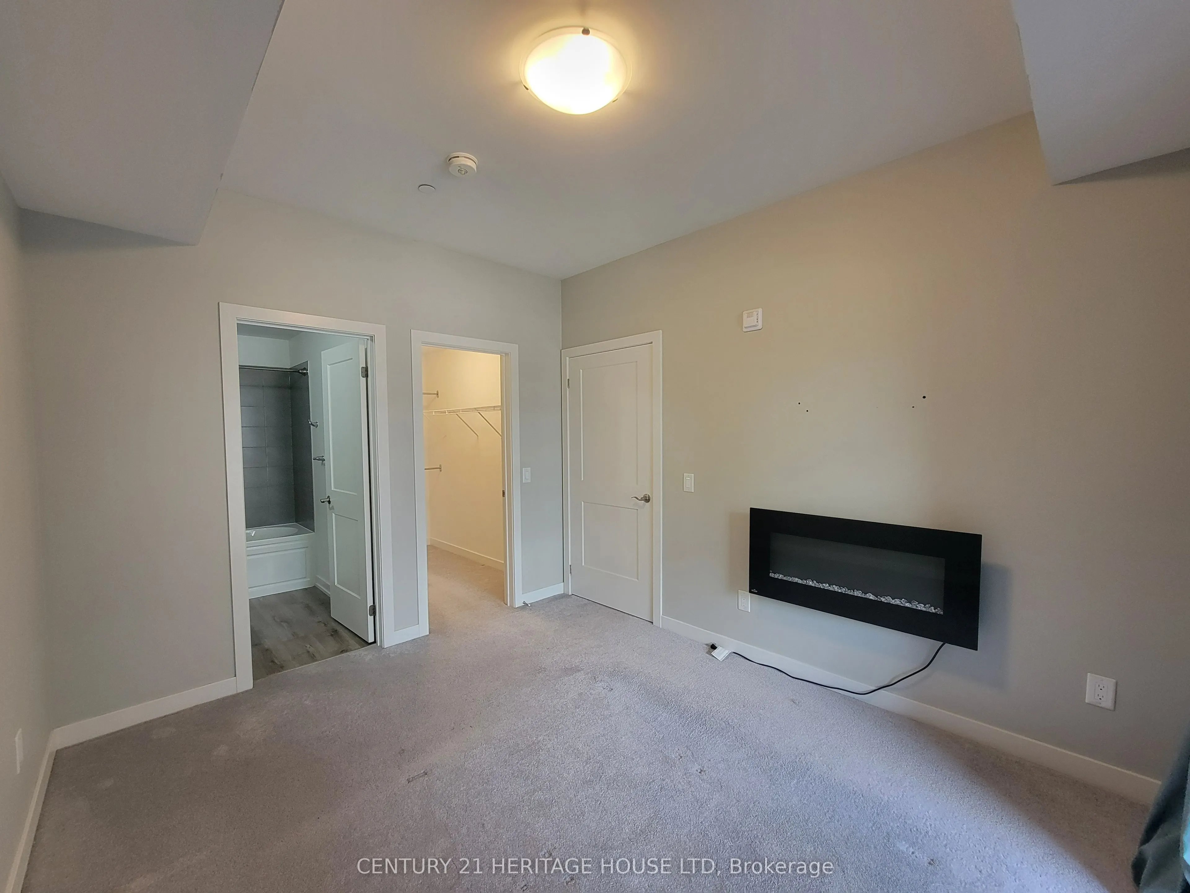 251 Northfield Drive E, #209