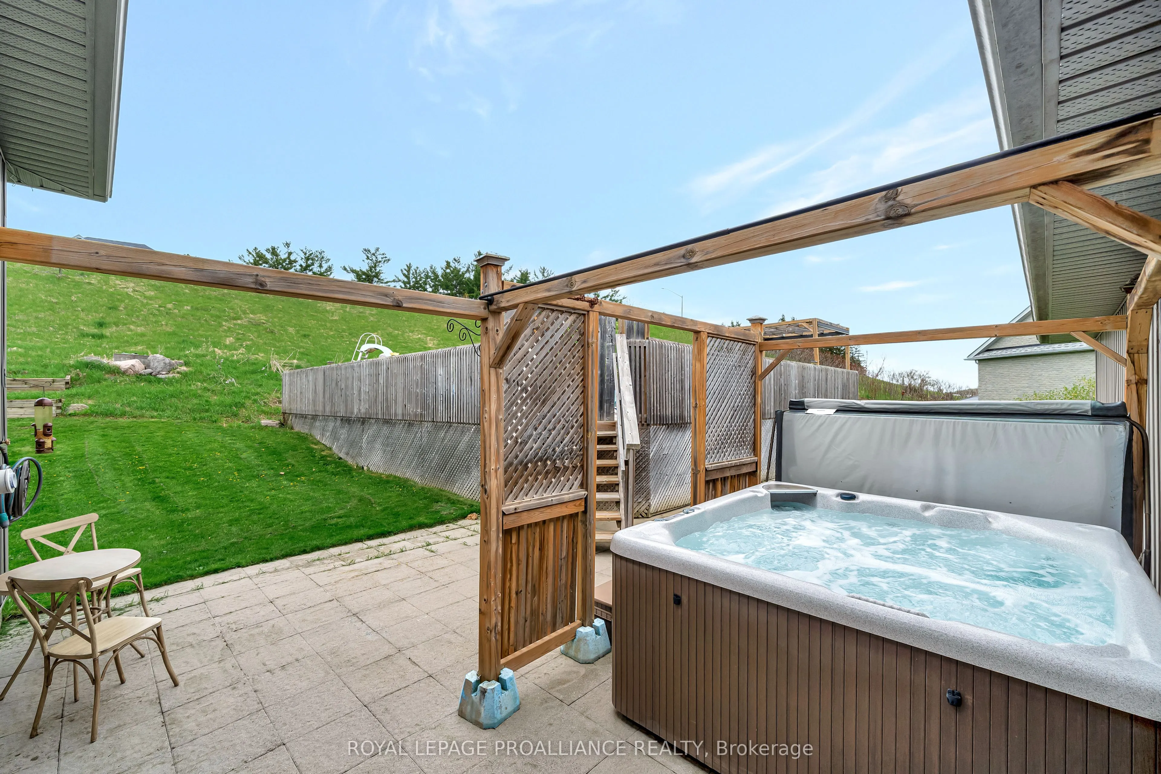 118 Gentlebreeze Drive
