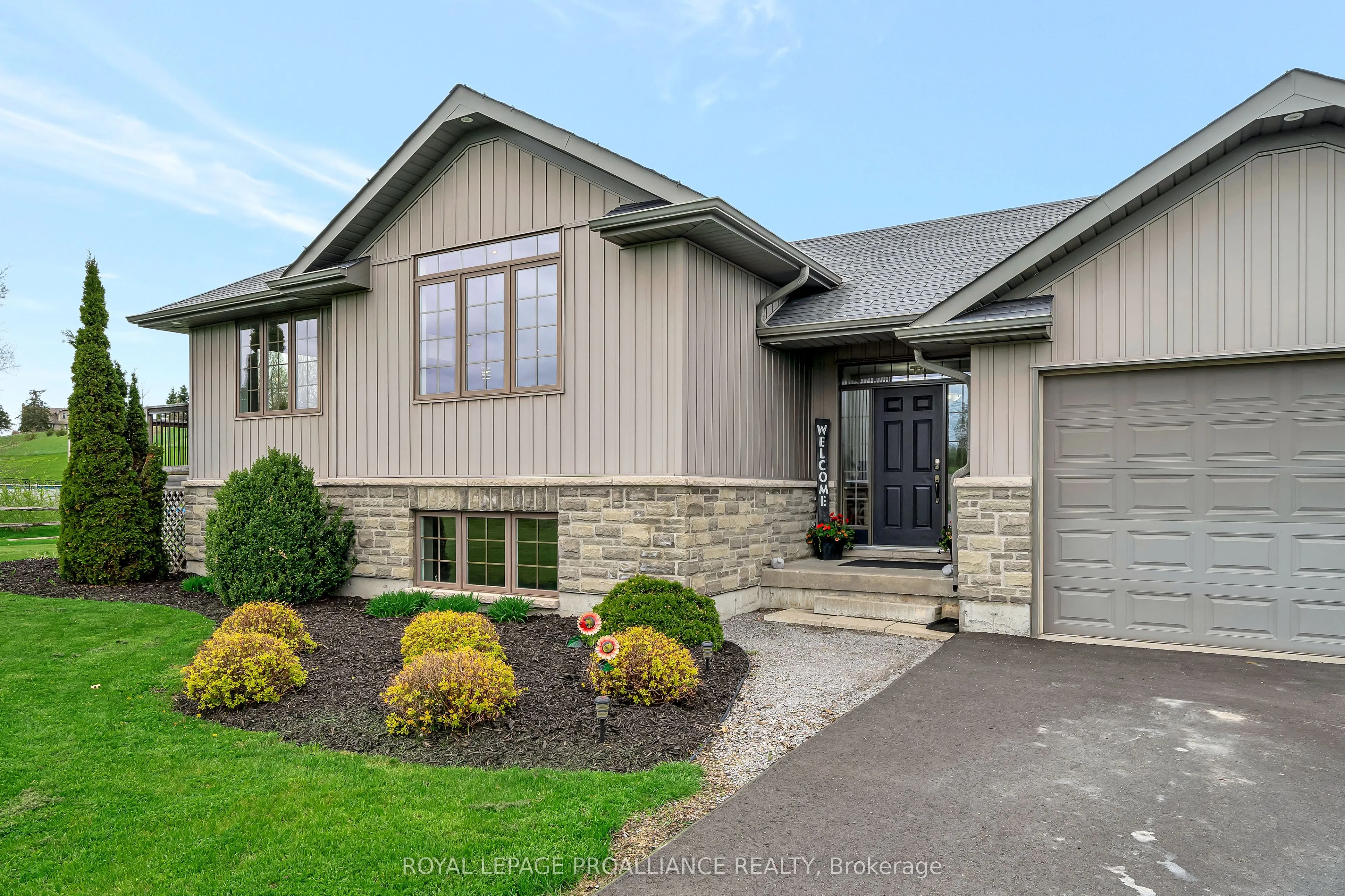 118 Gentlebreeze Drive