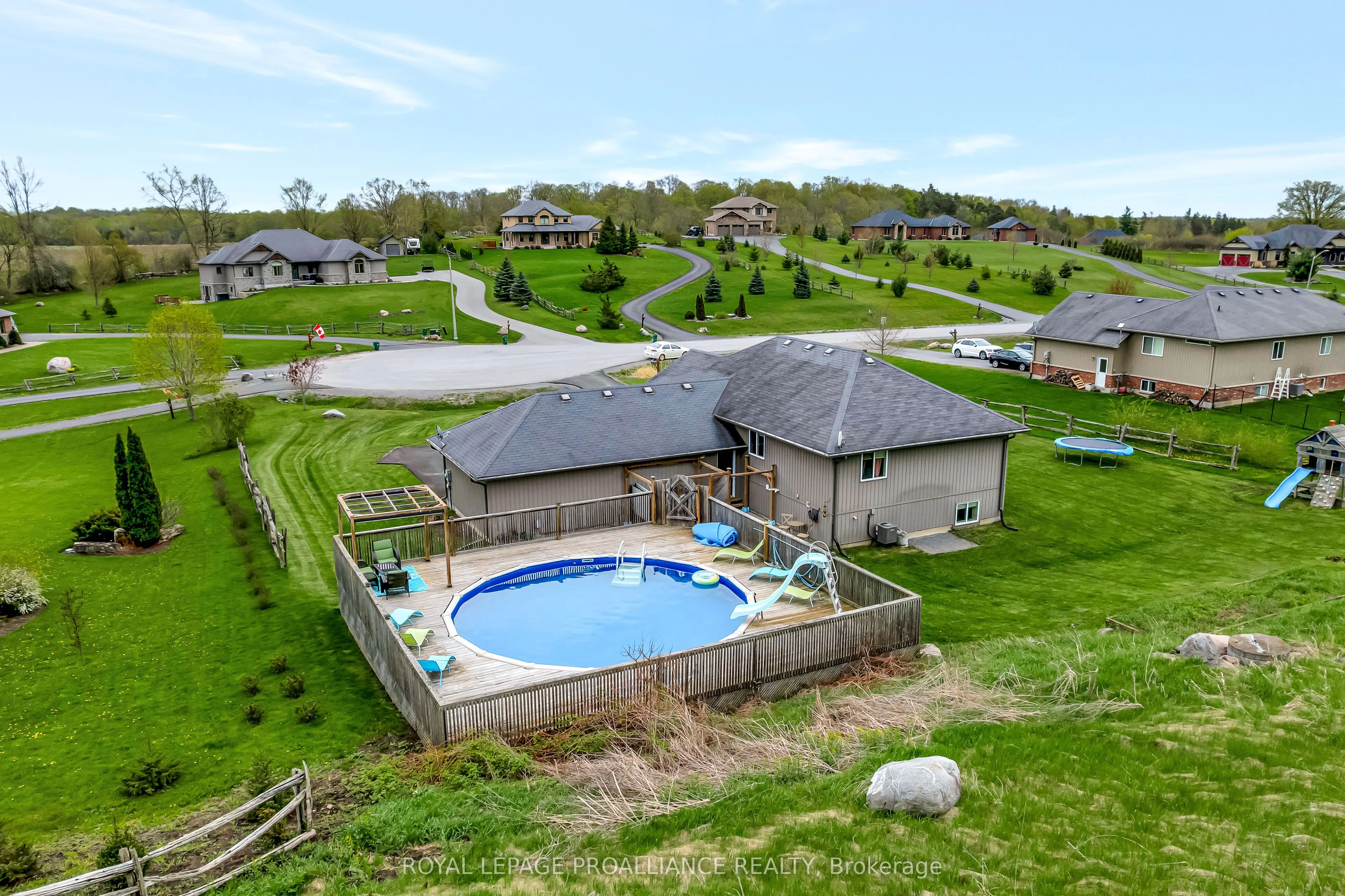 118 Gentlebreeze Drive