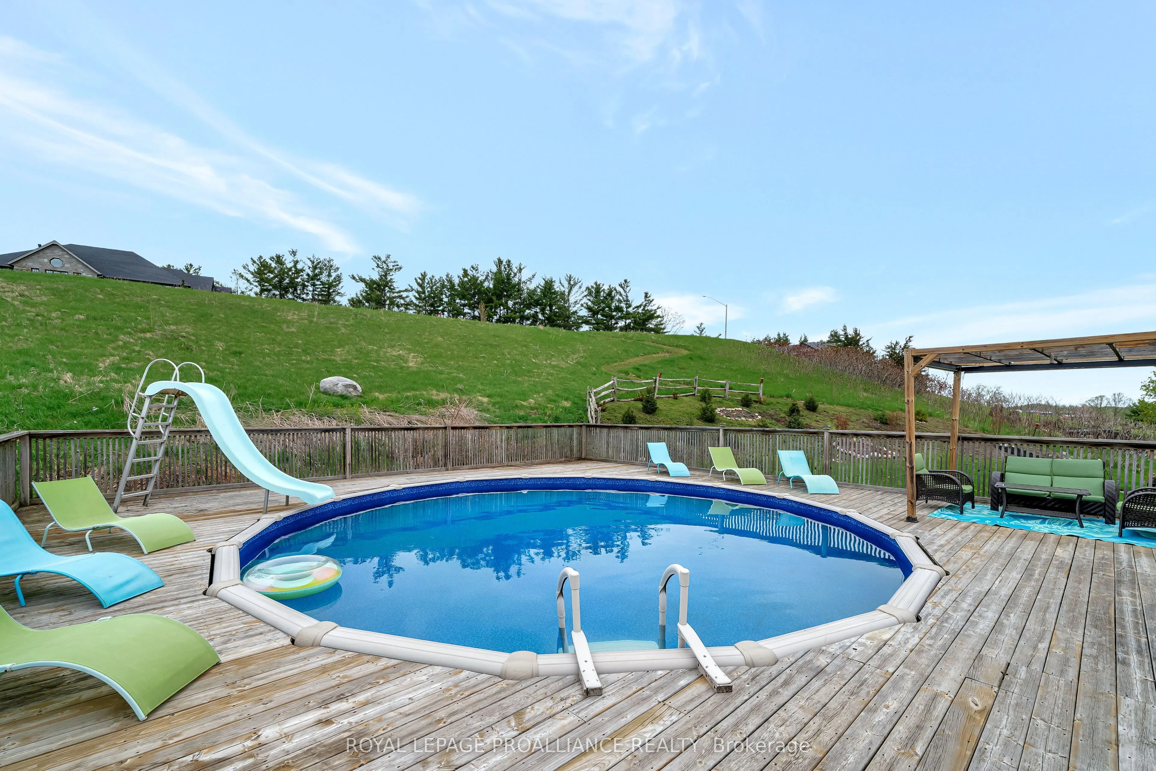 118 Gentlebreeze Drive