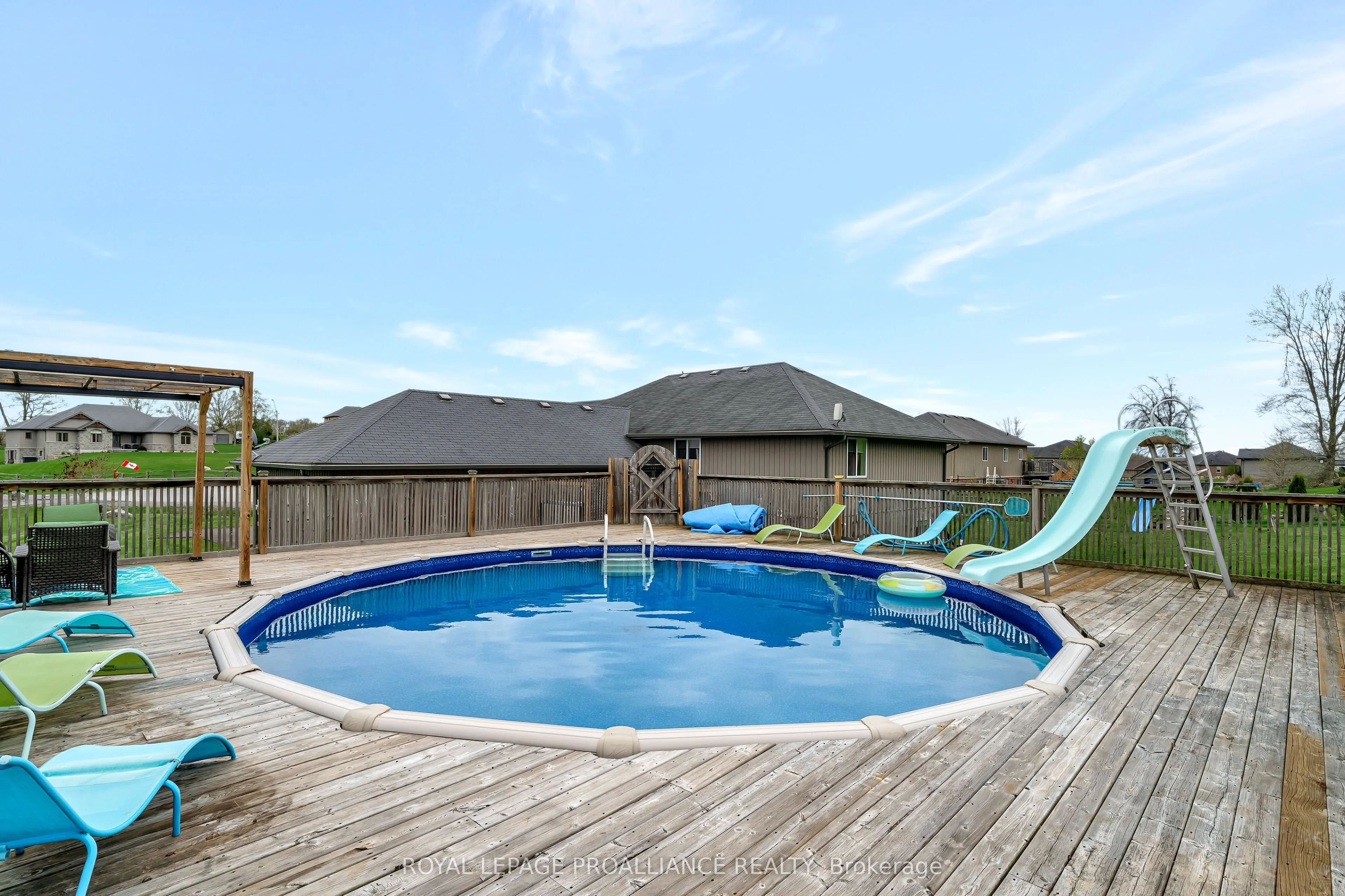 118 Gentlebreeze Drive