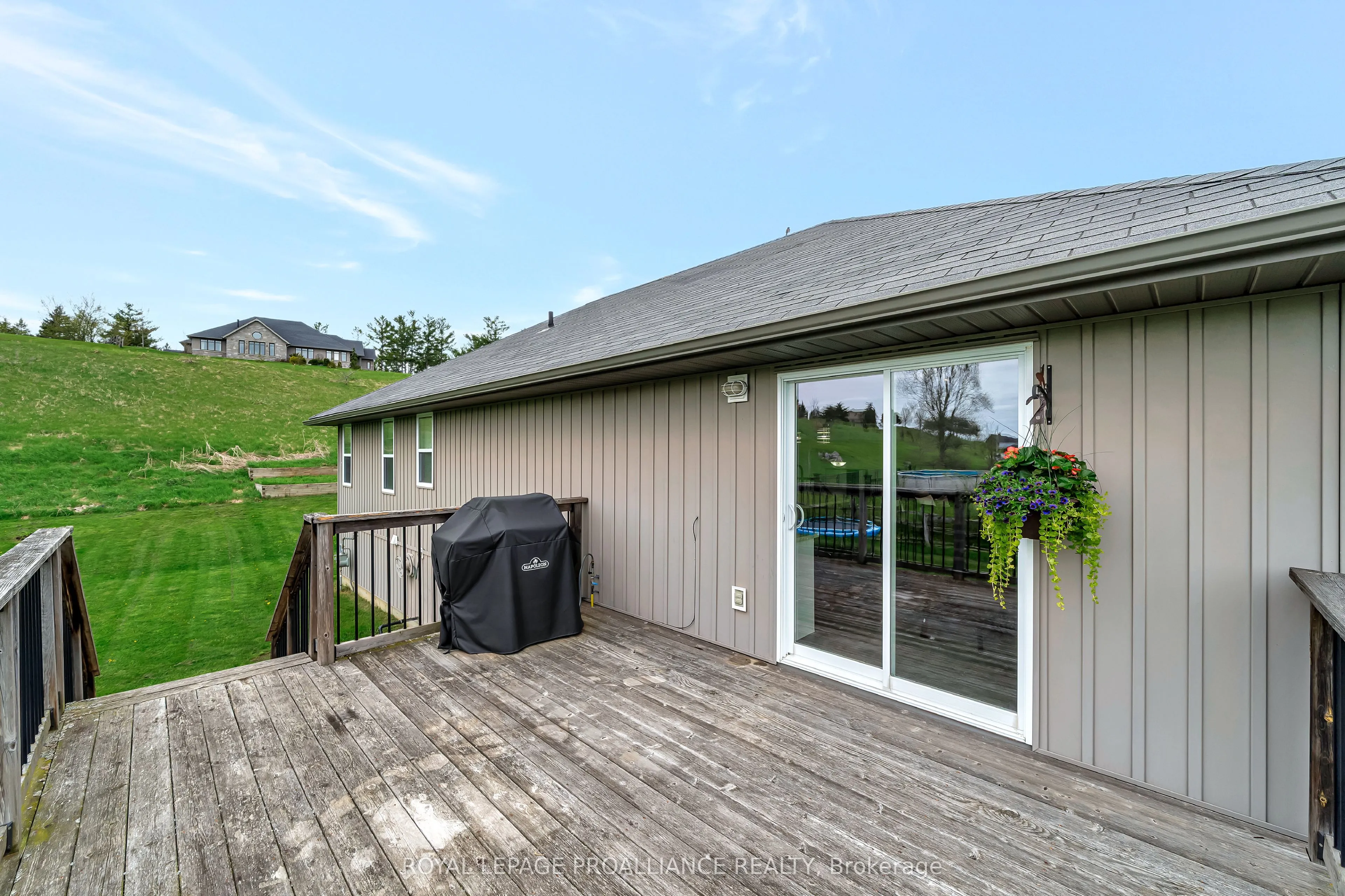 118 Gentlebreeze Drive