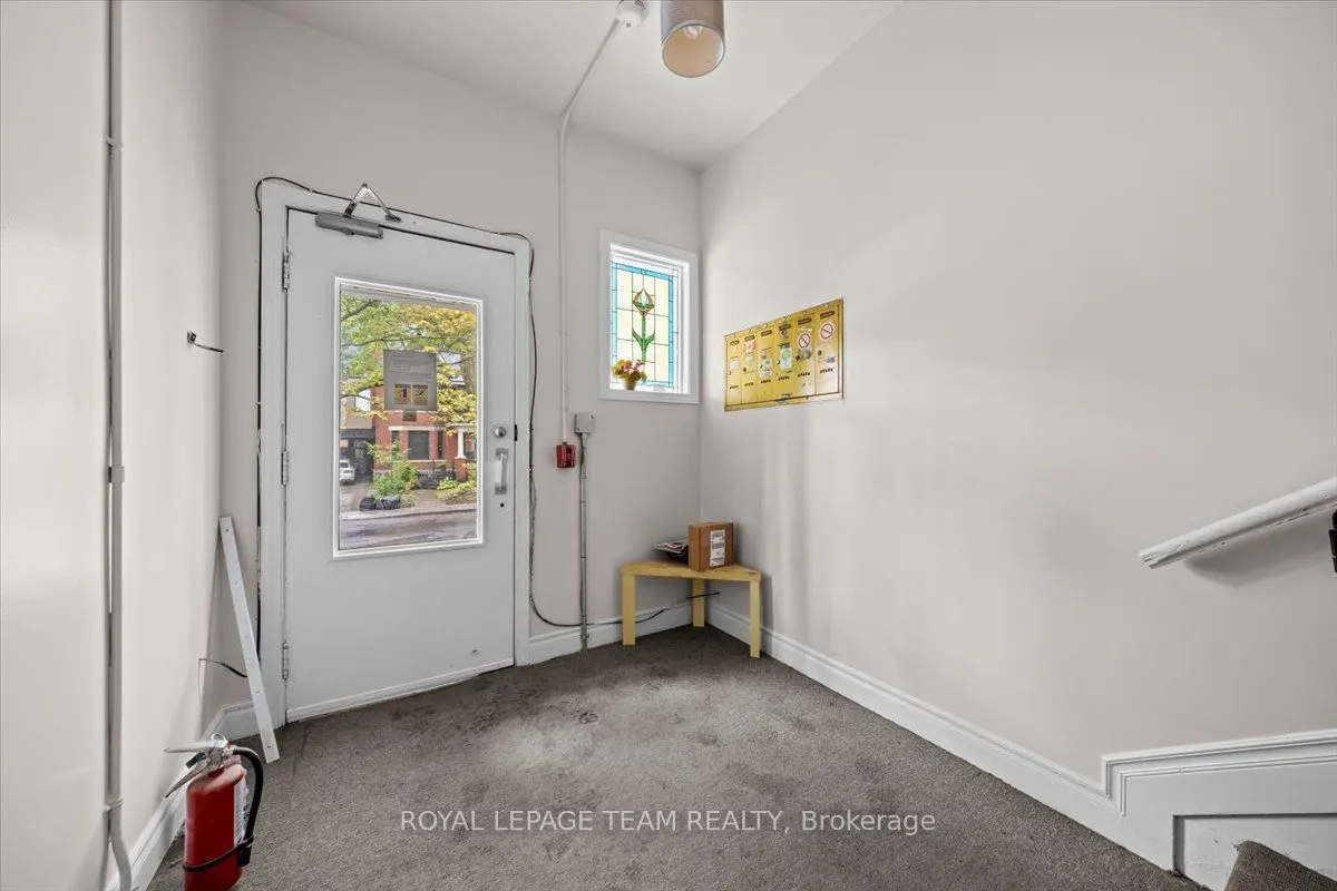 152 Glebe Avenue