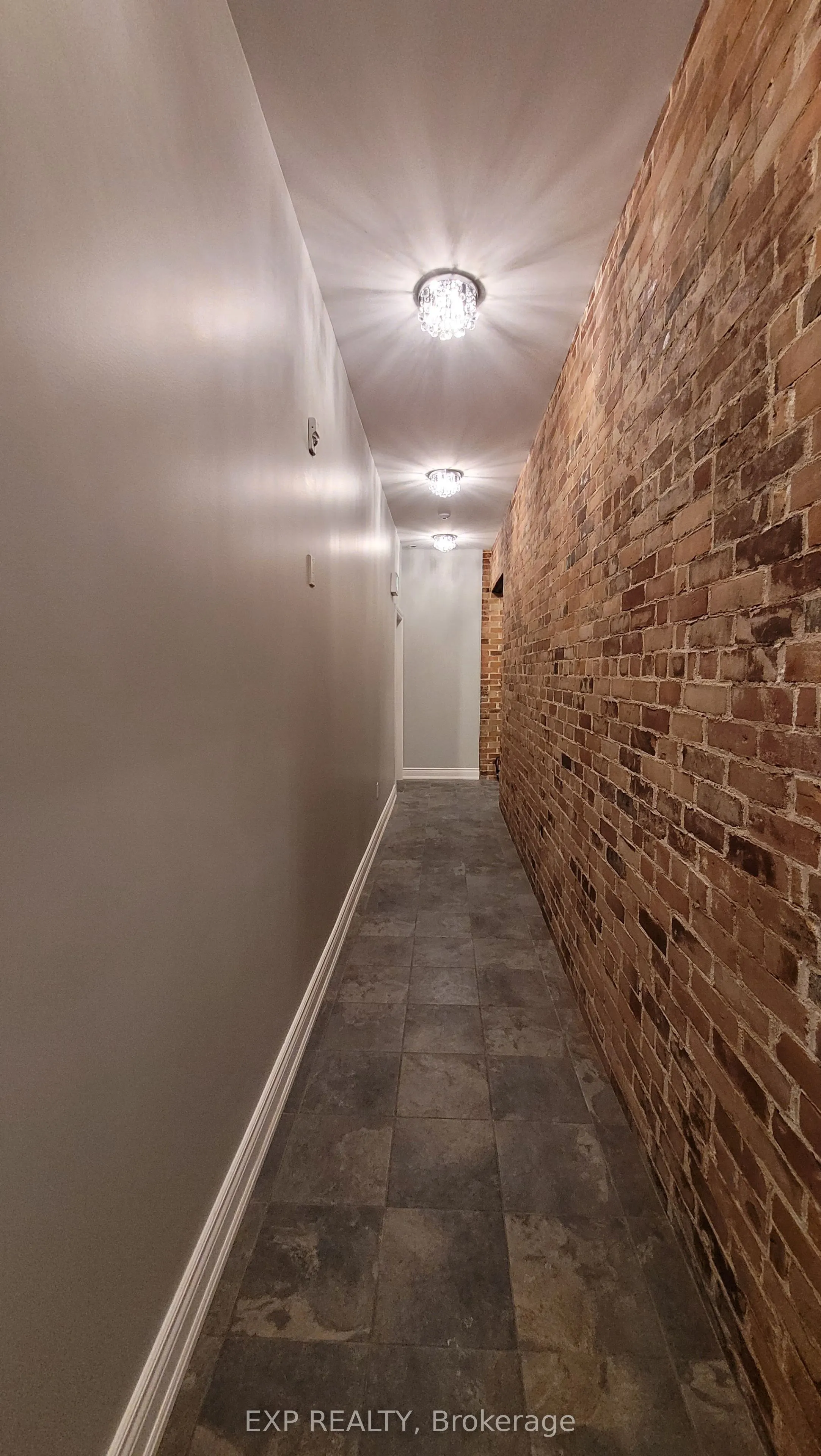 157-159 James Street, #103