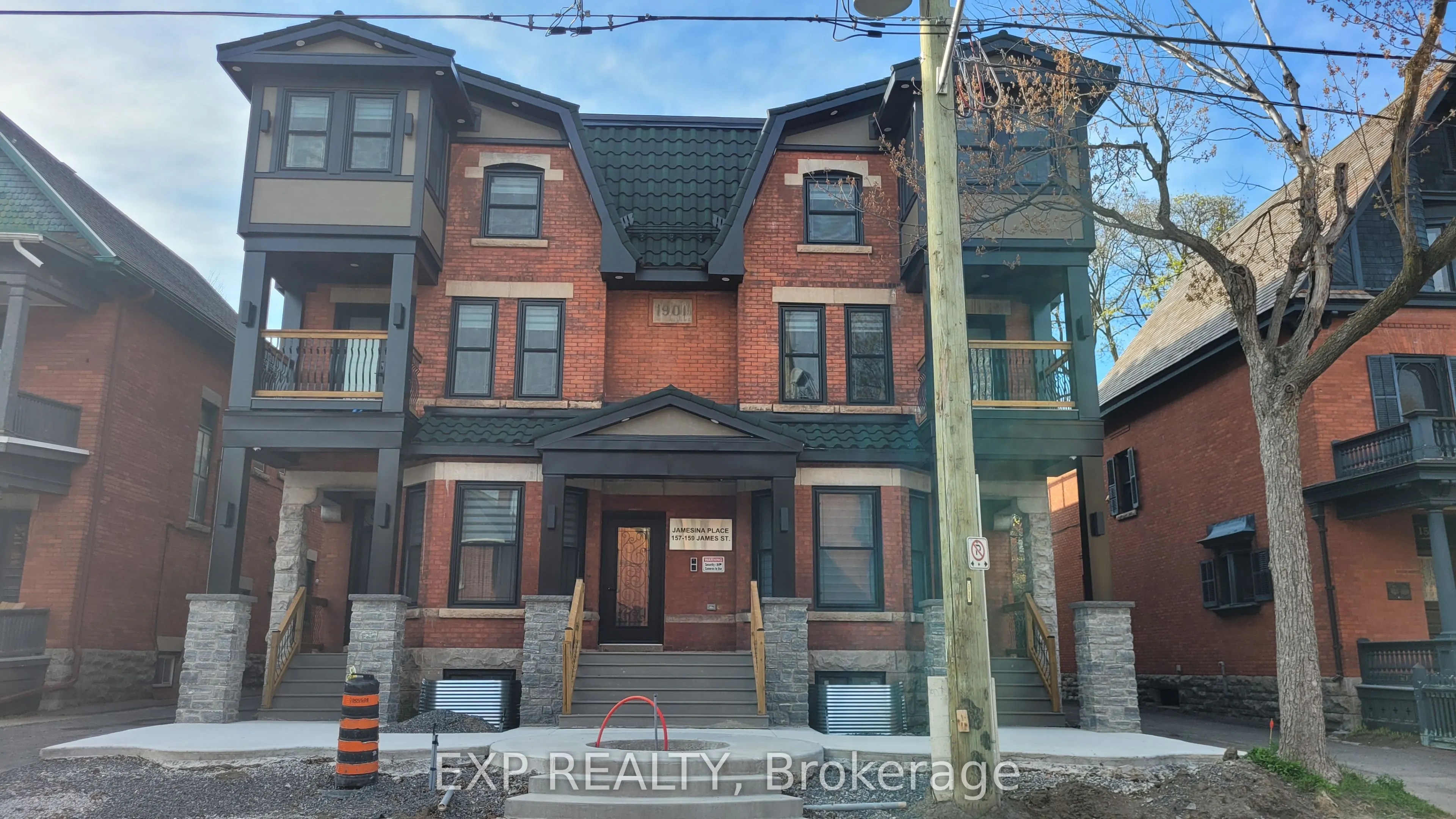 157-159 James Street, #103