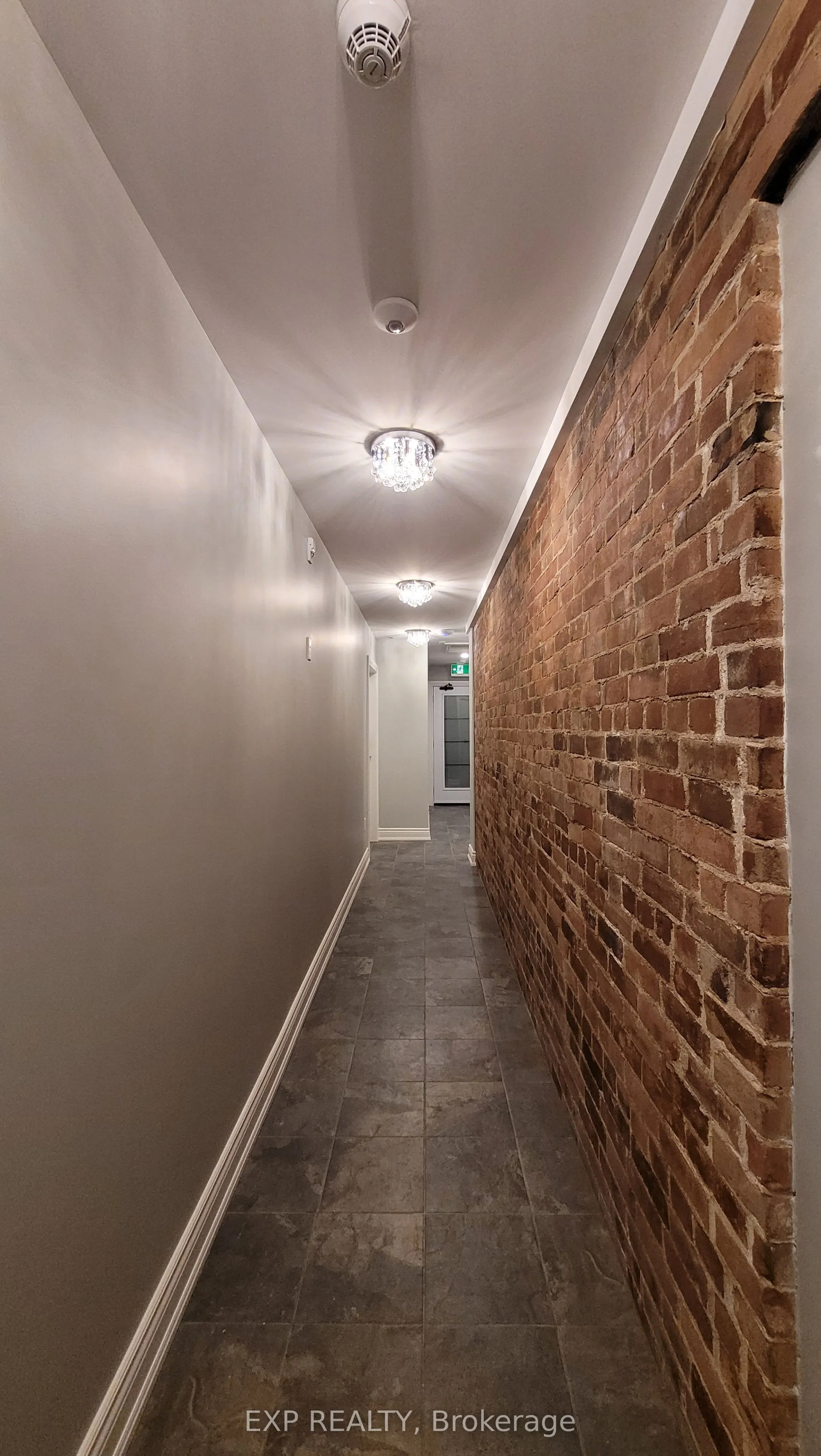157-159 James Street, #103