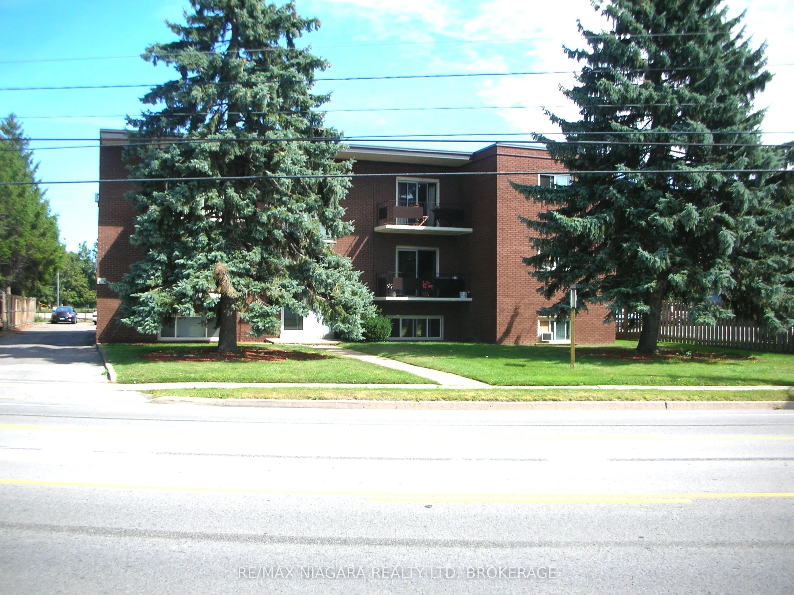 286 VINE Street, #2