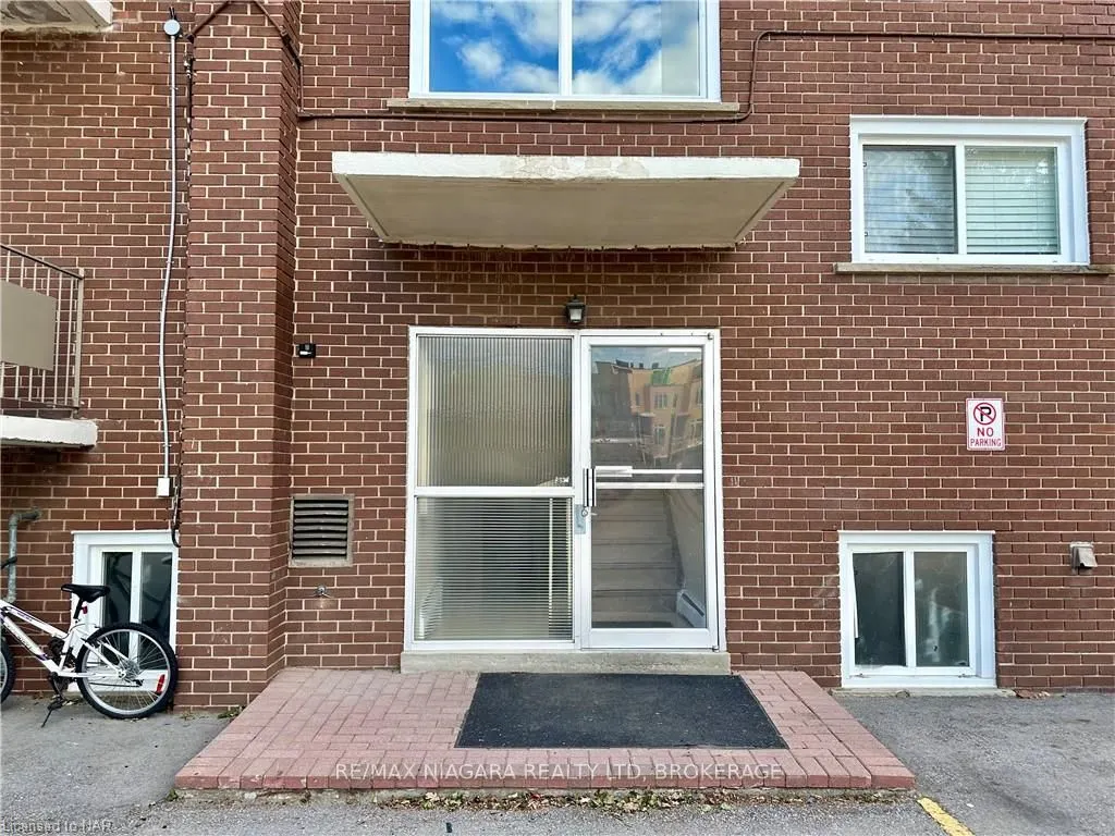 286 VINE Street, #2