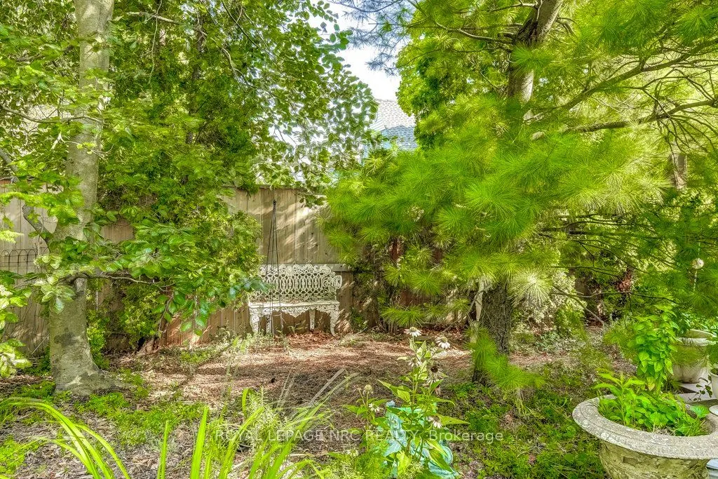 2 Pinehill Road