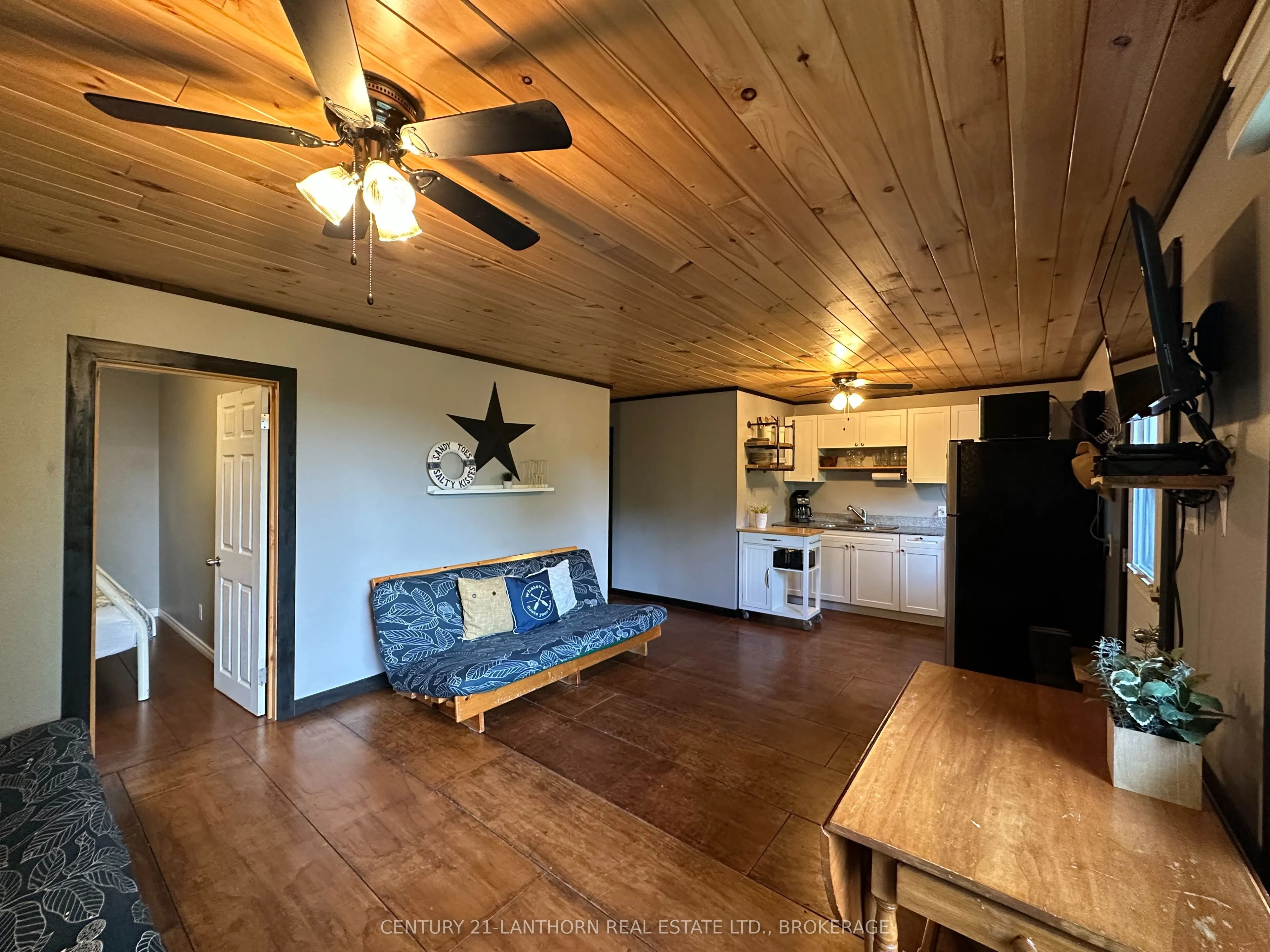 1024 Harrington Lane