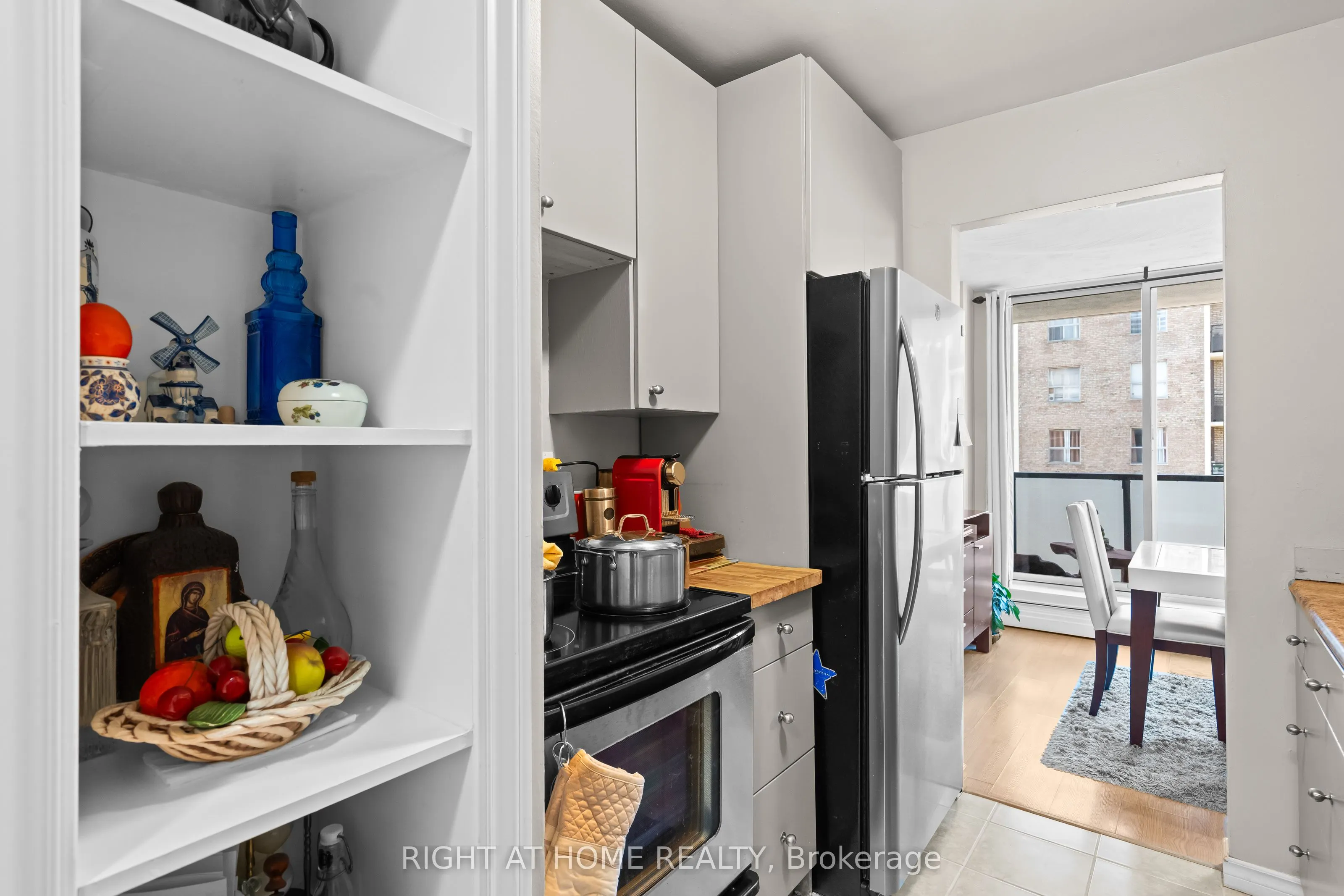 359 Geneva Street, #801