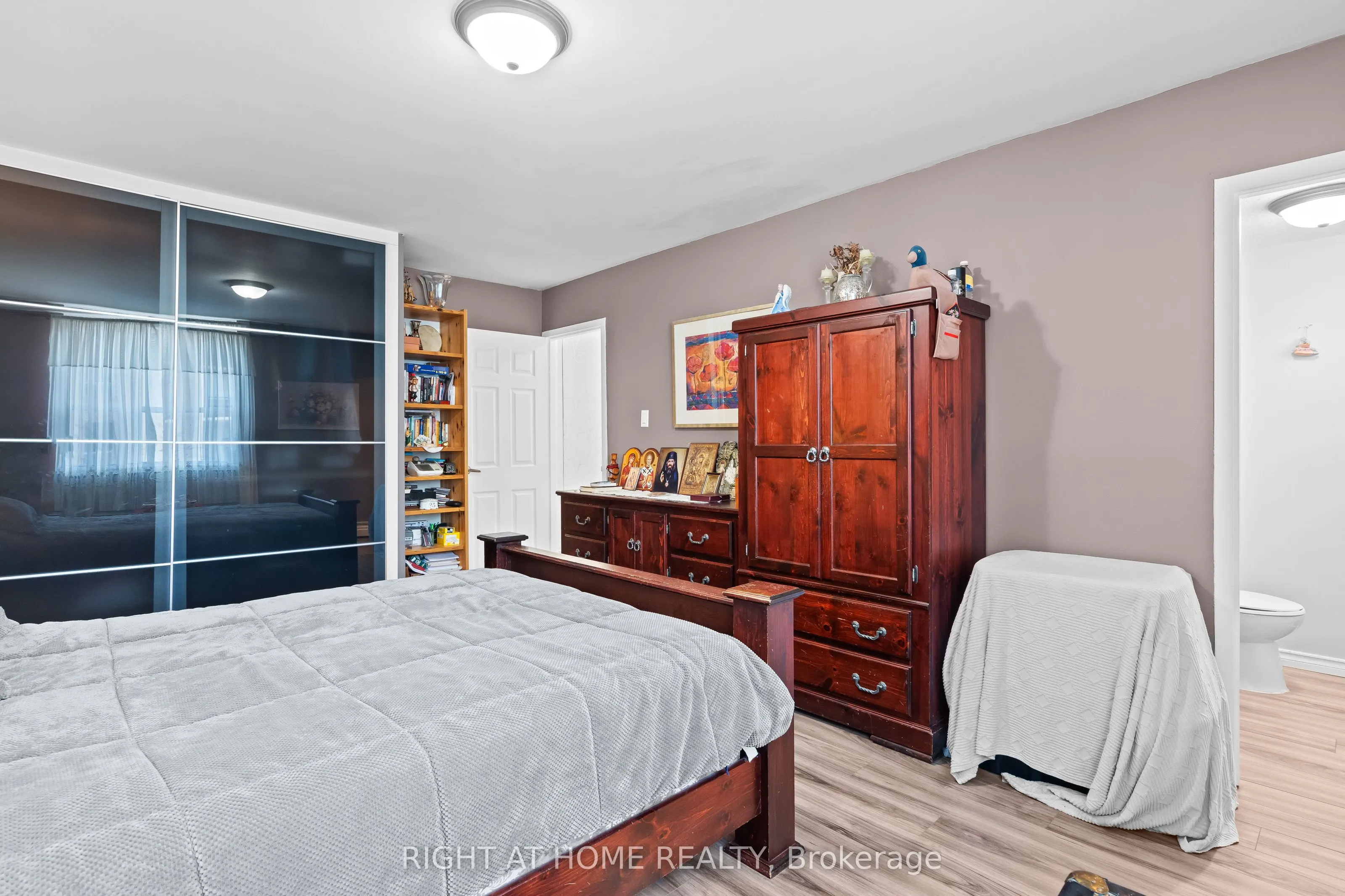 359 Geneva Street, #801