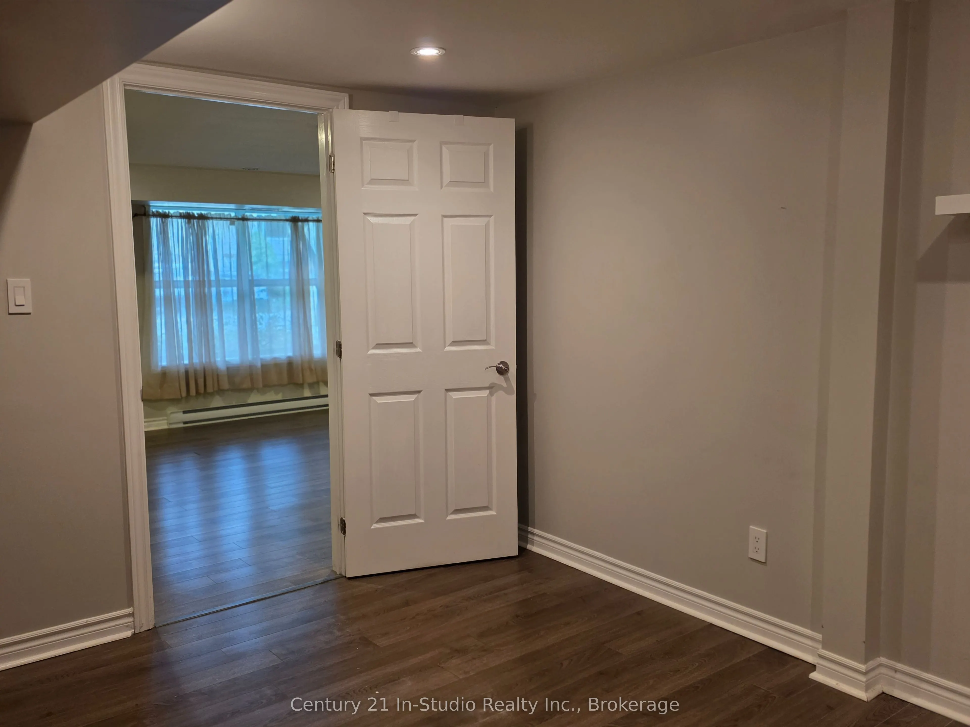 502 Ridgewood Road, #1