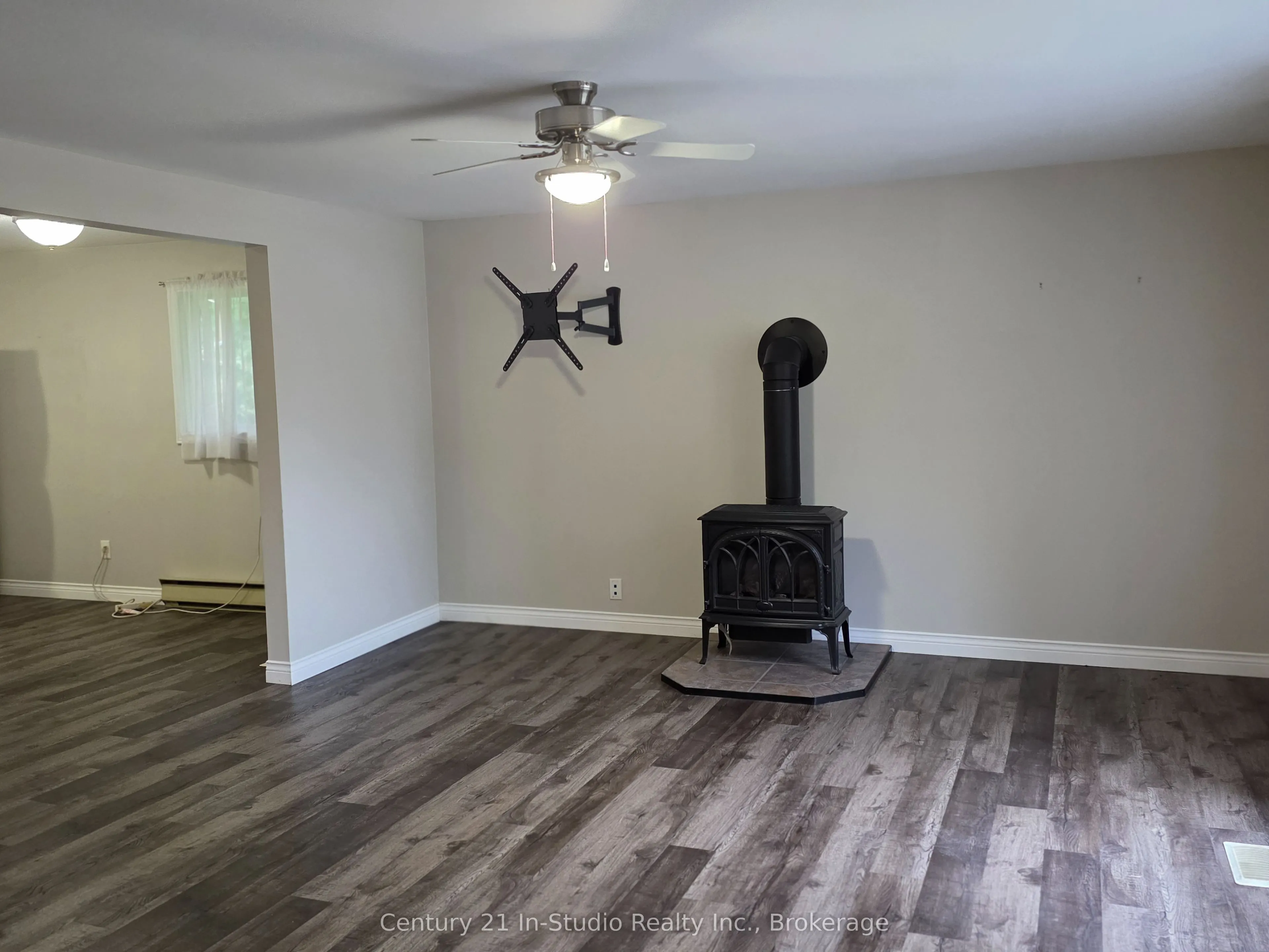 502 Ridgewood Road, #1