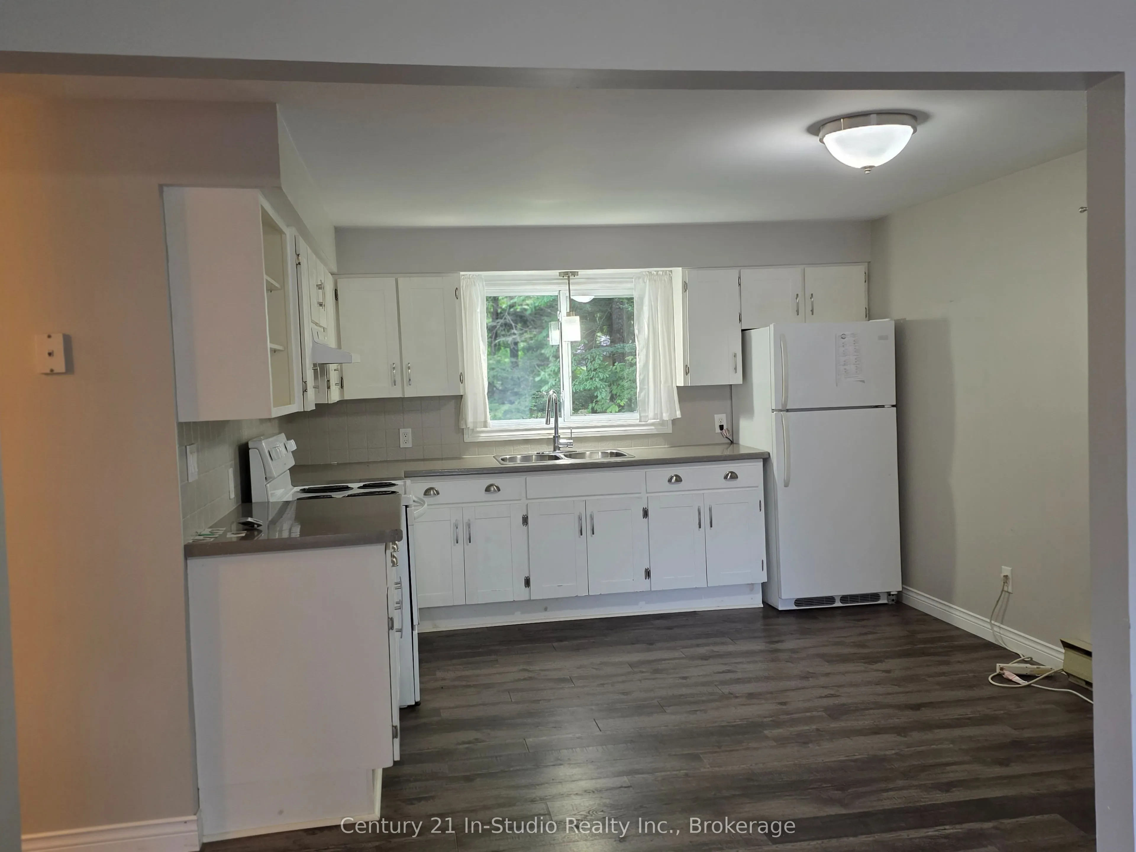 502 Ridgewood Road, #1