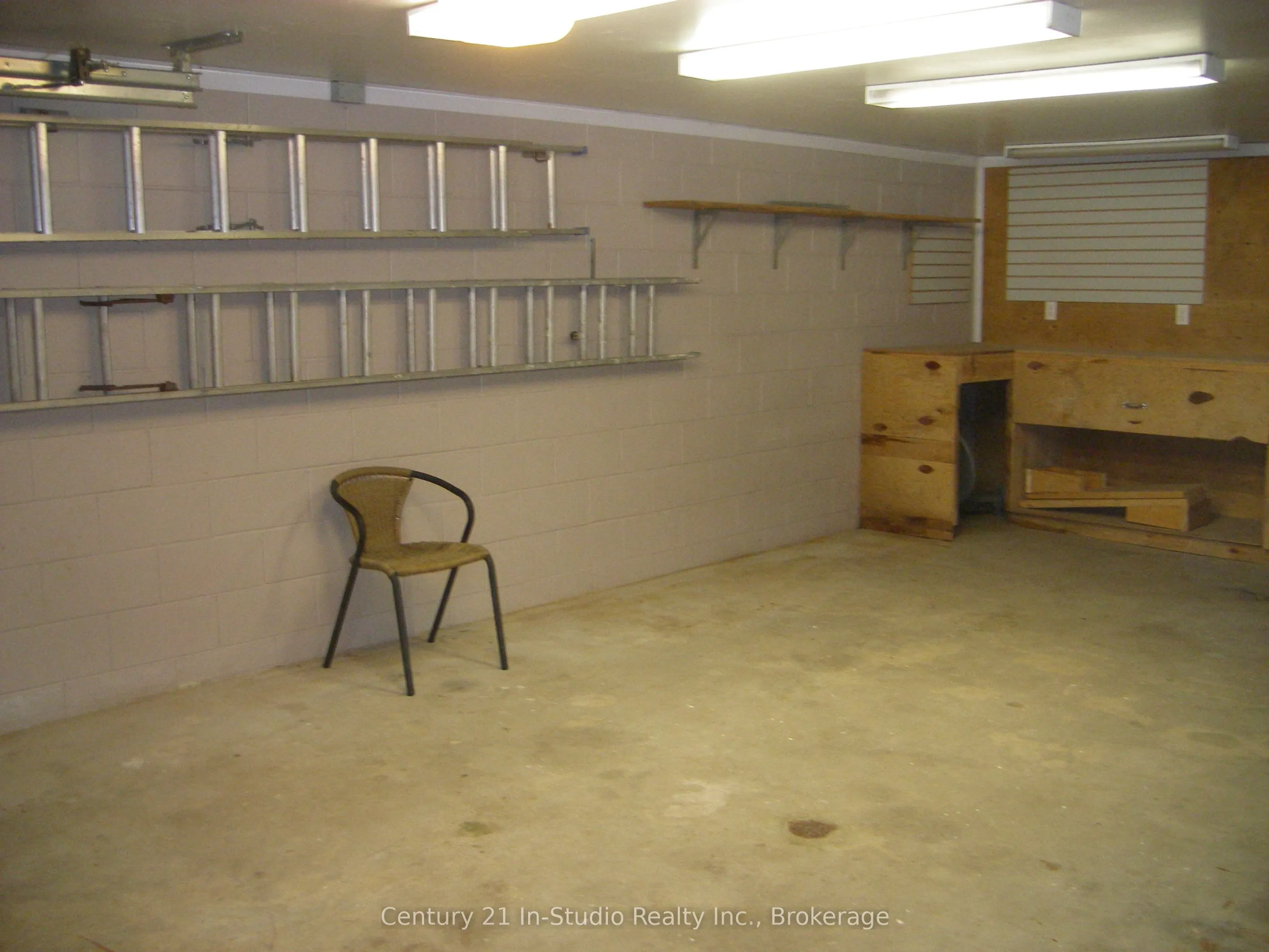 502 Ridgewood Road, #1