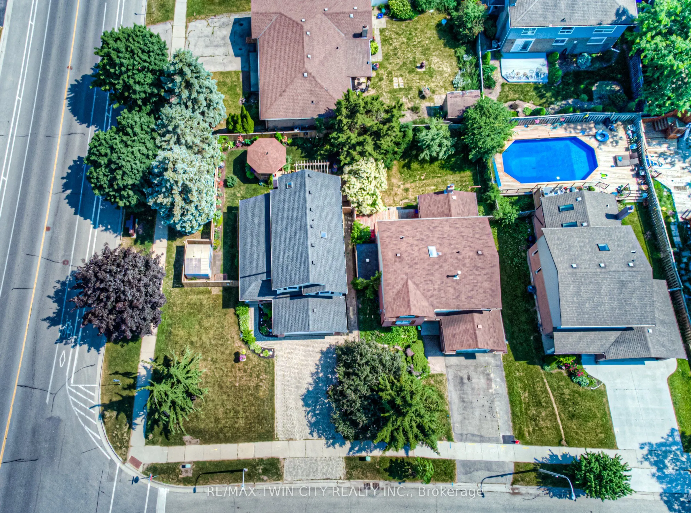 3 Westview Crescent
